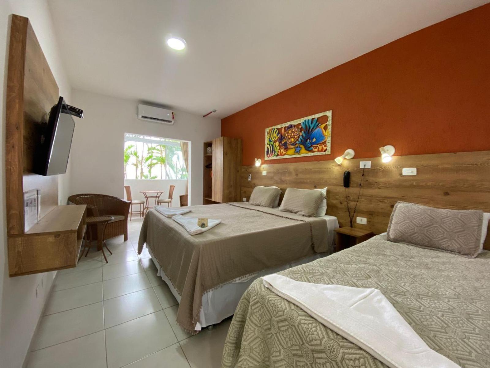 Quarto Triplo Superior com Vista do Mar