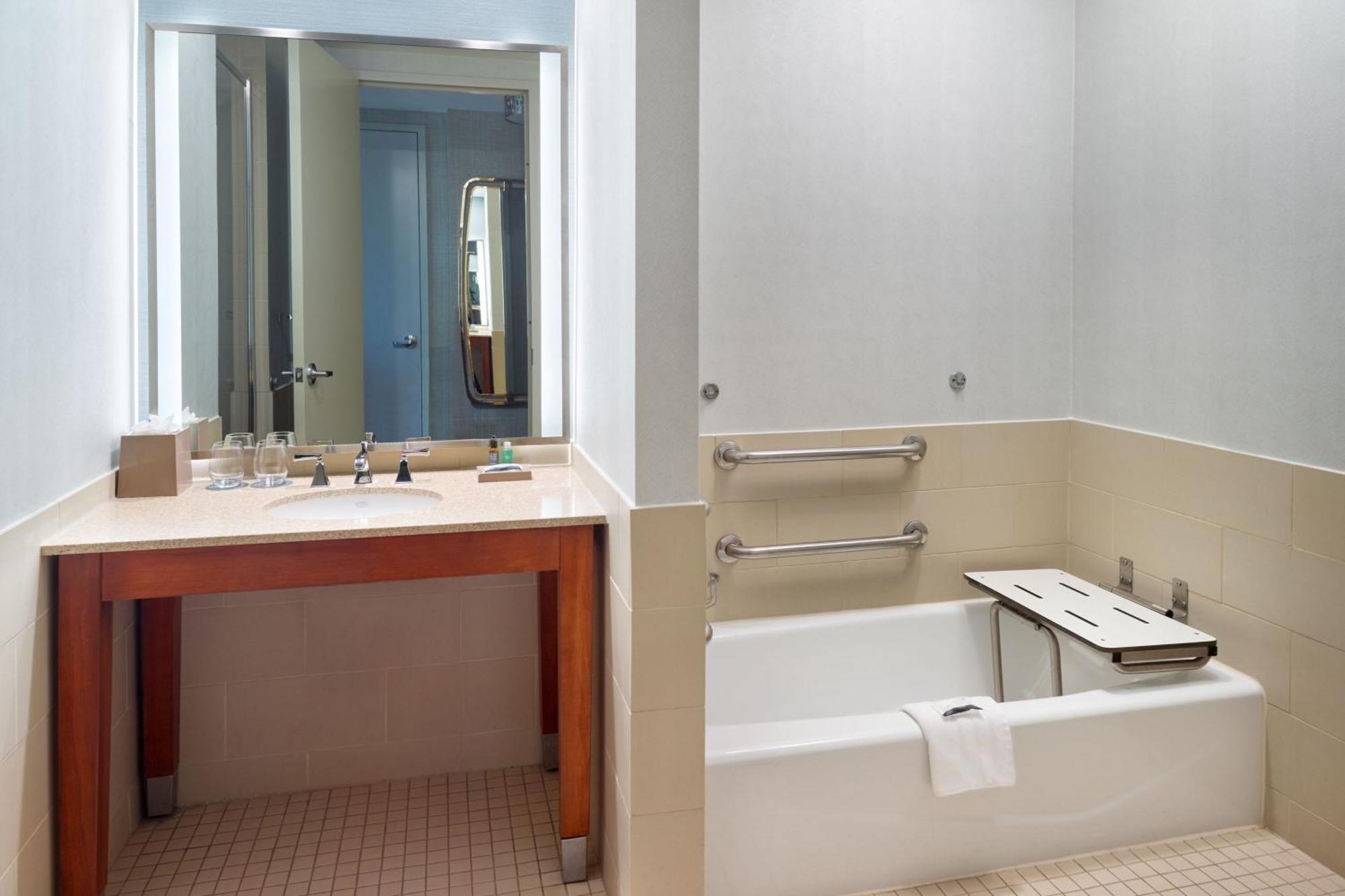 Traditional, Guest room, 1 King