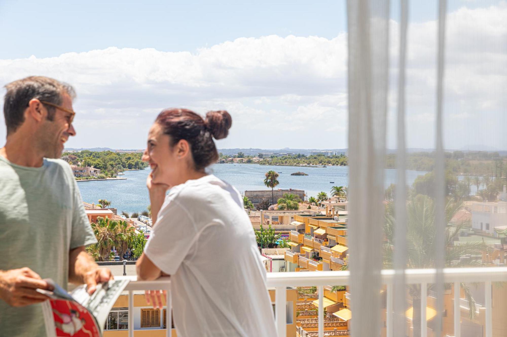 Double Room Balcony High Floor