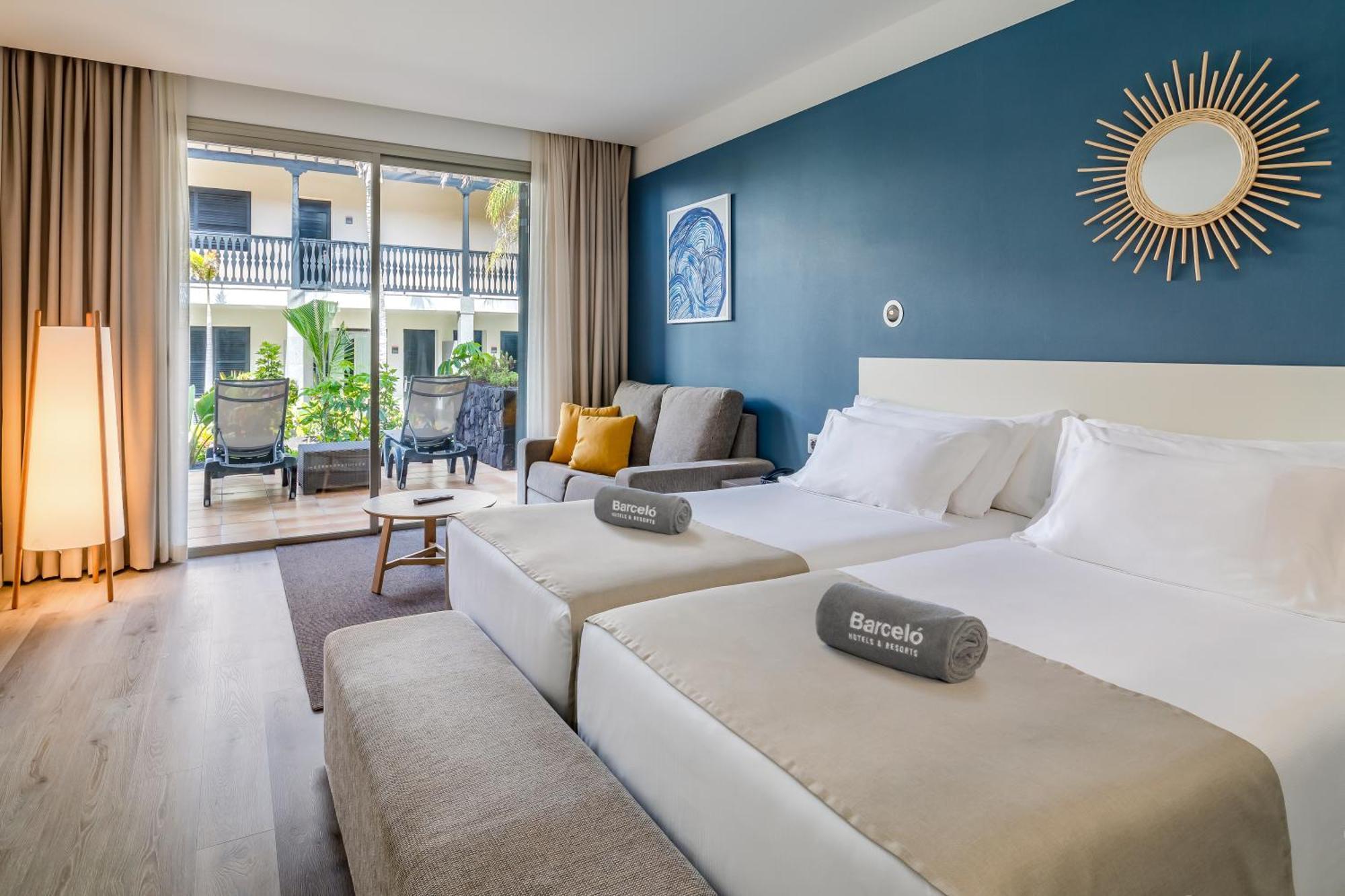 Deluxe Suite