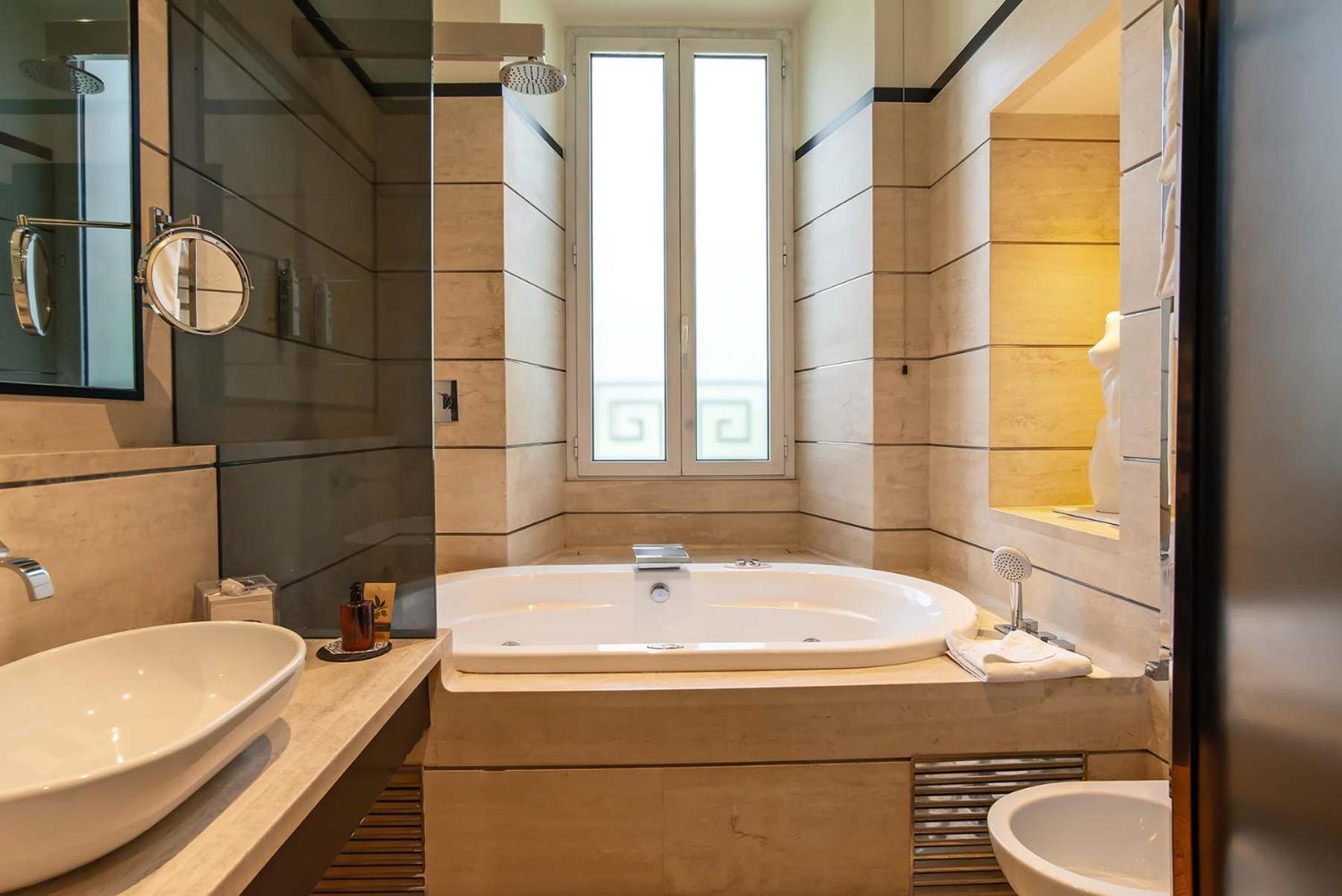 Exklusive Doppelzimmer mit Whirlpool
