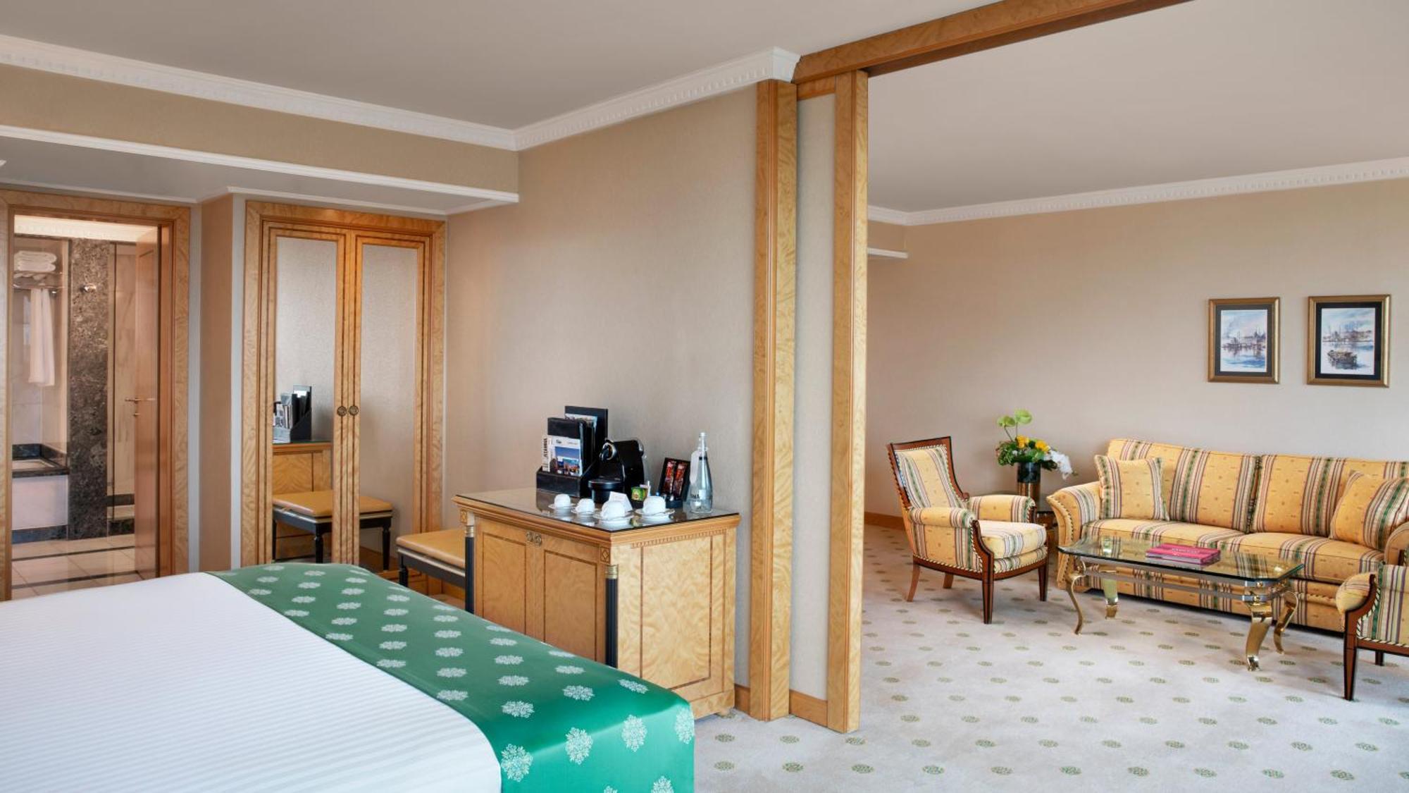 Suite Junior Lit King-Size - Vue sur Ville