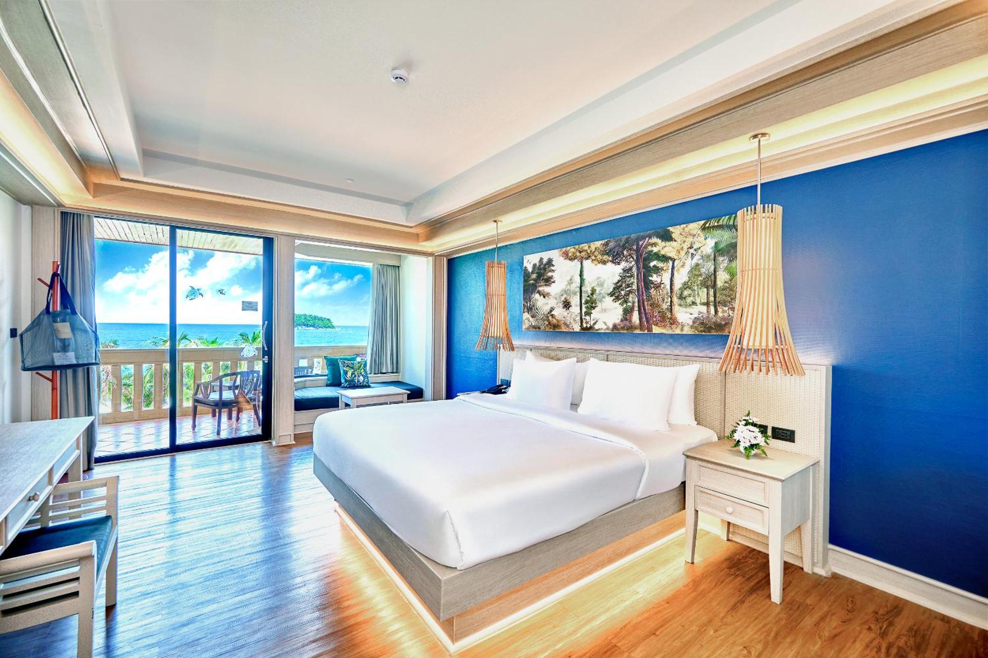 Deluxe Premier Sea View