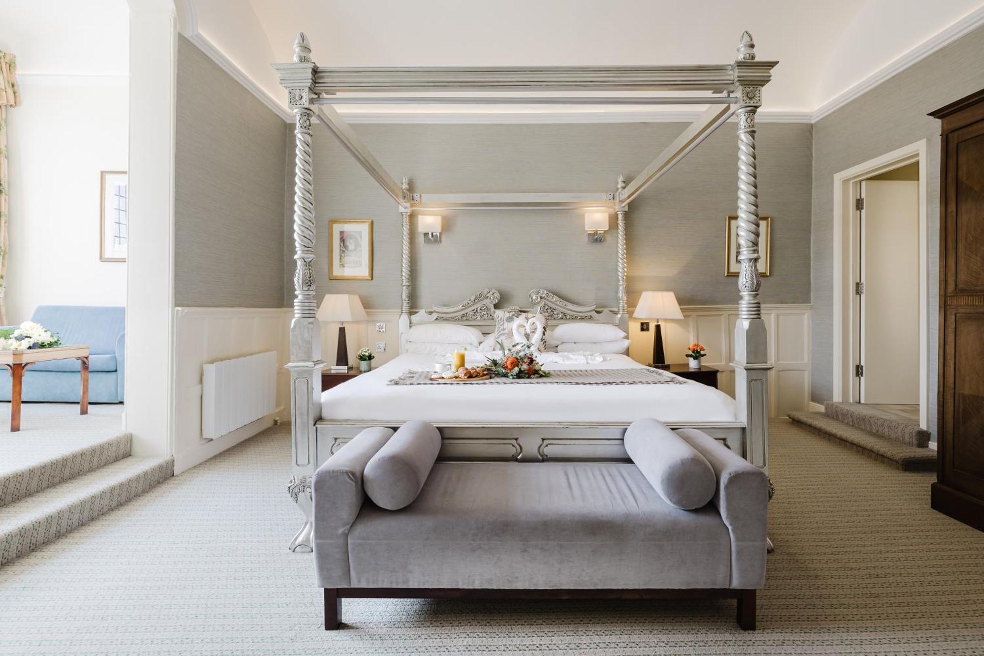 Feature Double Room
