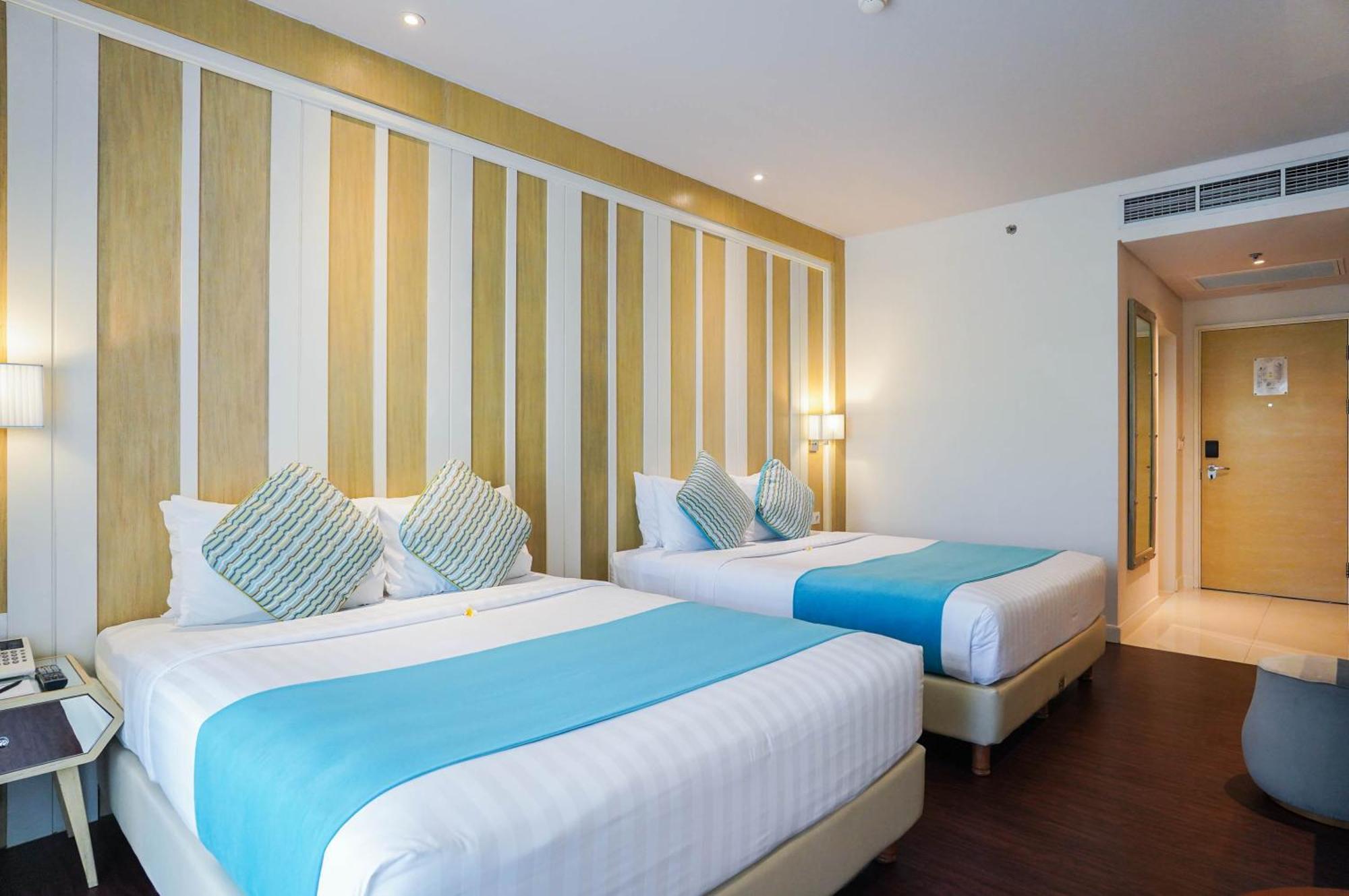 Family Studio 2 Queen Beds