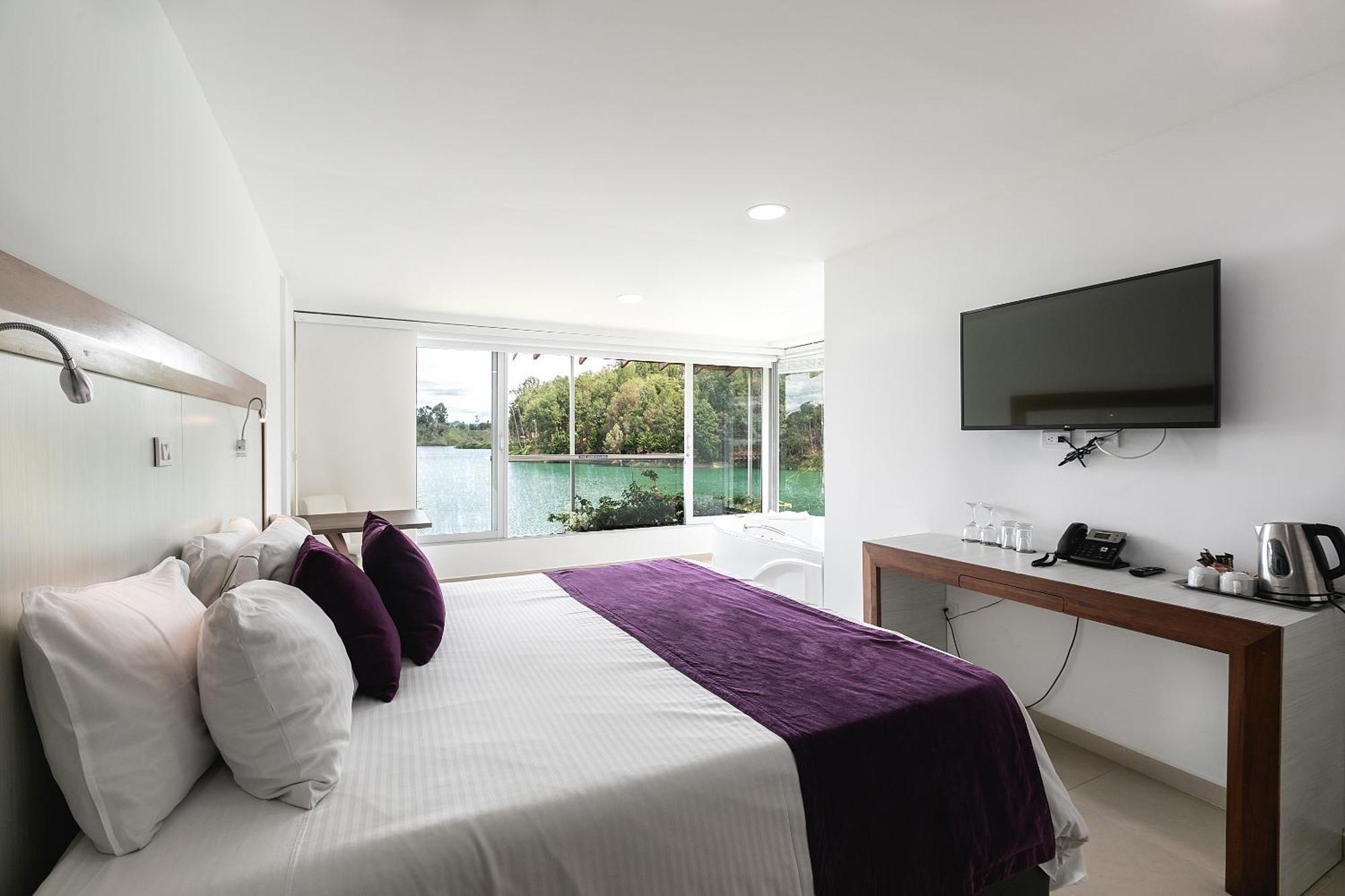 Habitación Doble con bañera de hidromasaje