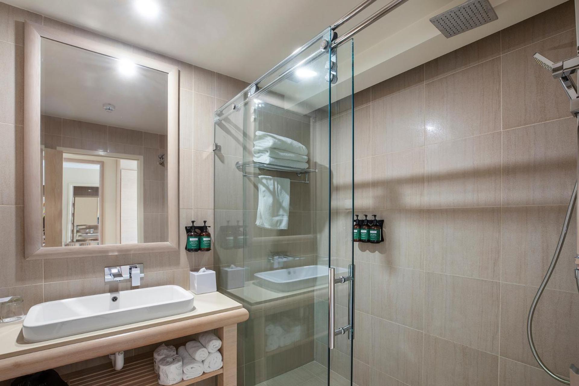 Premium Queen Room with Two Queen Beds