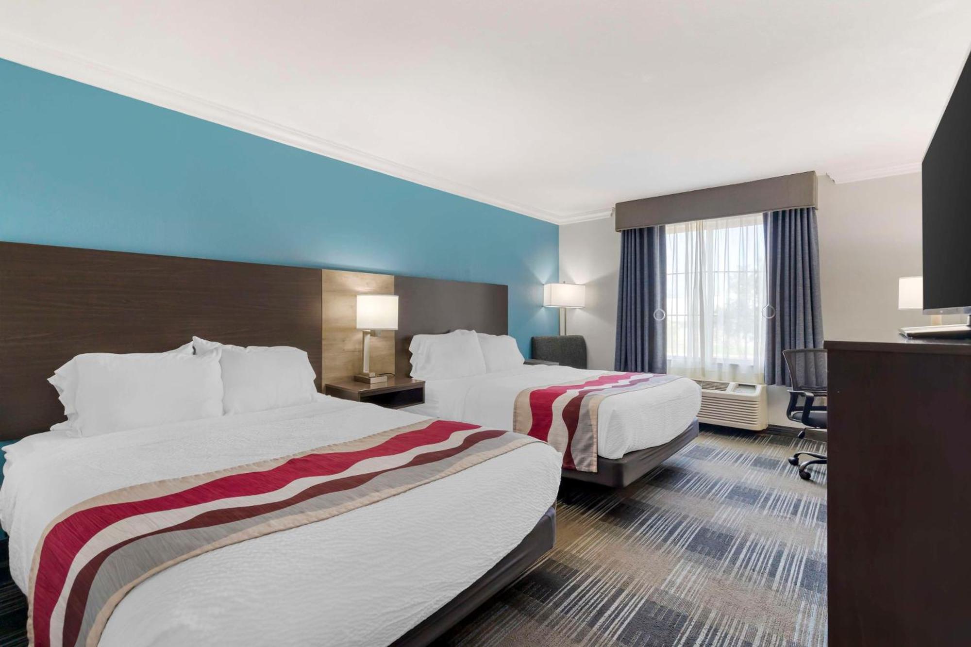 Queen Room with Two Queen Beds and Mobility Accessible Bathtub