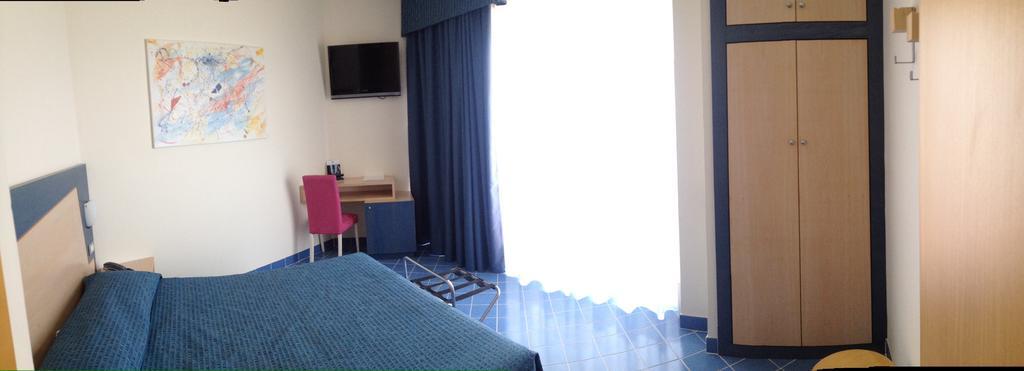 Double Room Extra Bed,308511197:JPEG