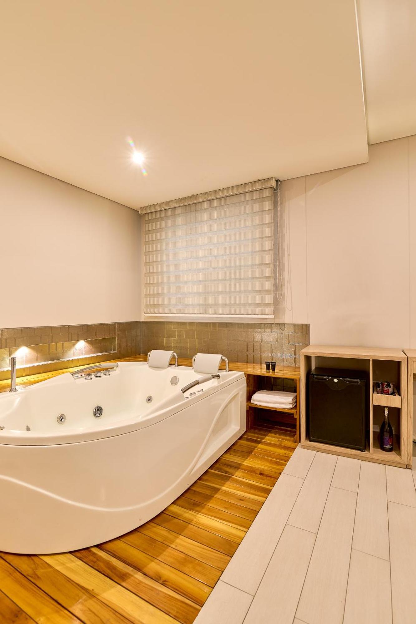 Superior Double Room Spa Bath
