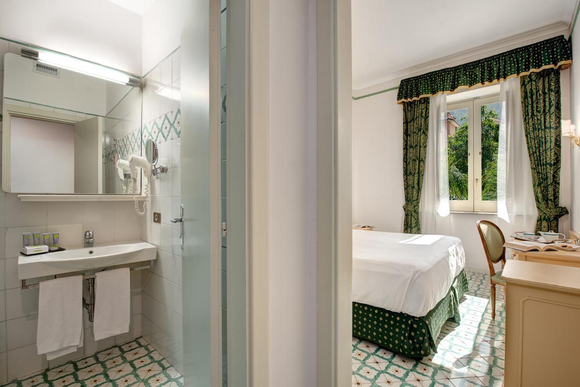 Superior Double Room Garden View