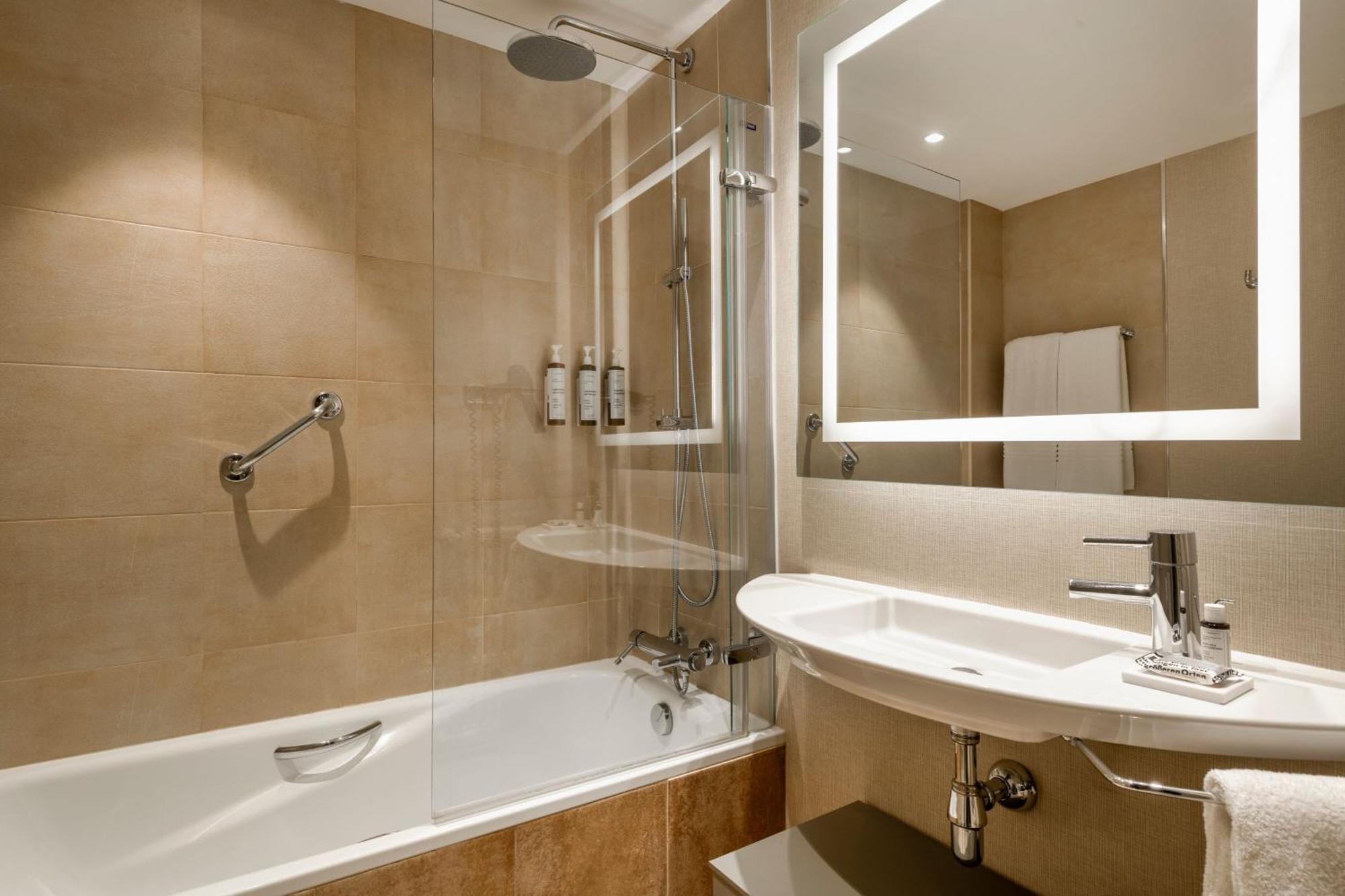 Standard Plus King Room