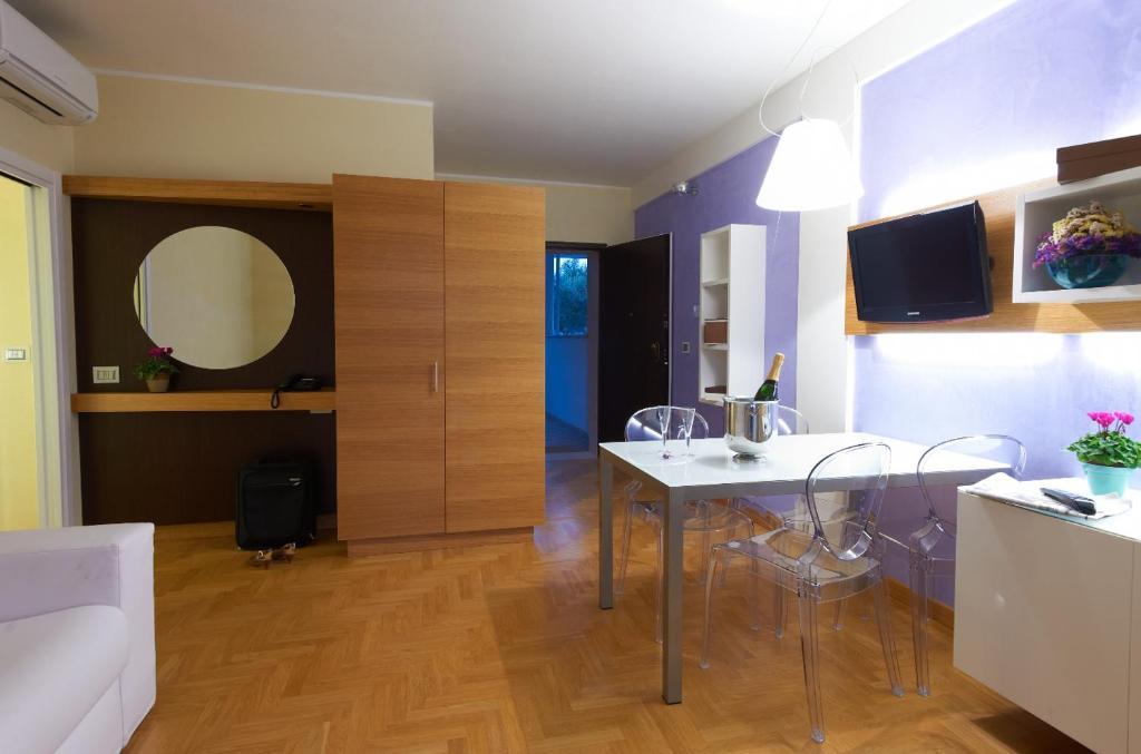 Suite Balcony,1128545700:JPEG