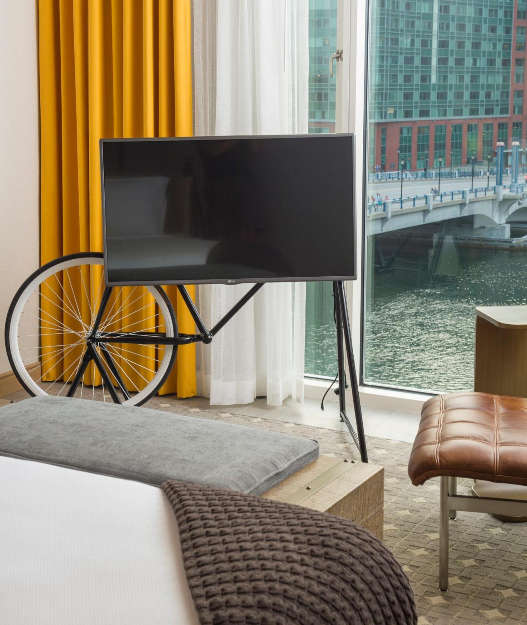 Classic King Room with Partial Water View and Roll-in Shower - Mobility Accessible