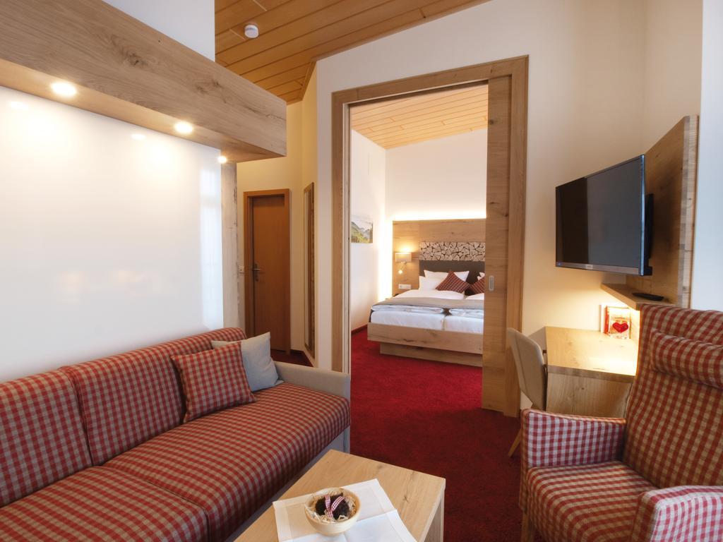 Family Suite,401119449:JPEG