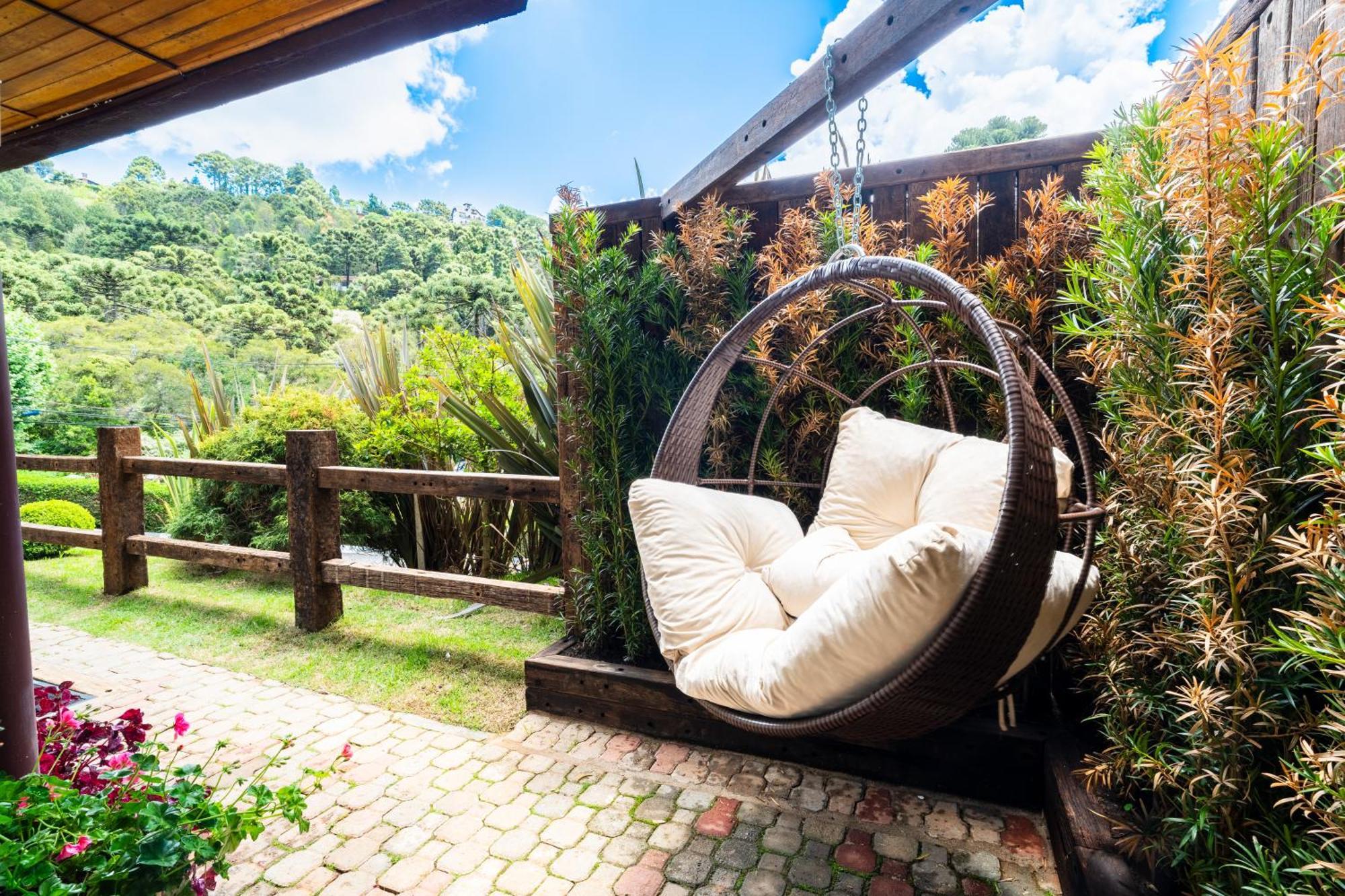 Quarto Duplo com Vista do Jardim