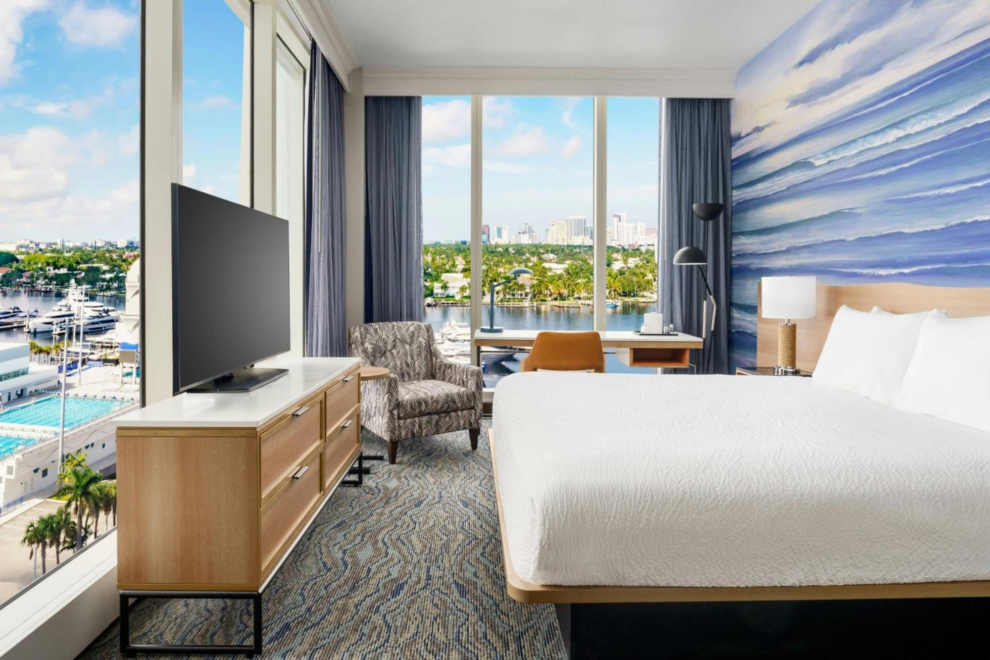 King Room Harbor View Windows on Two Sides