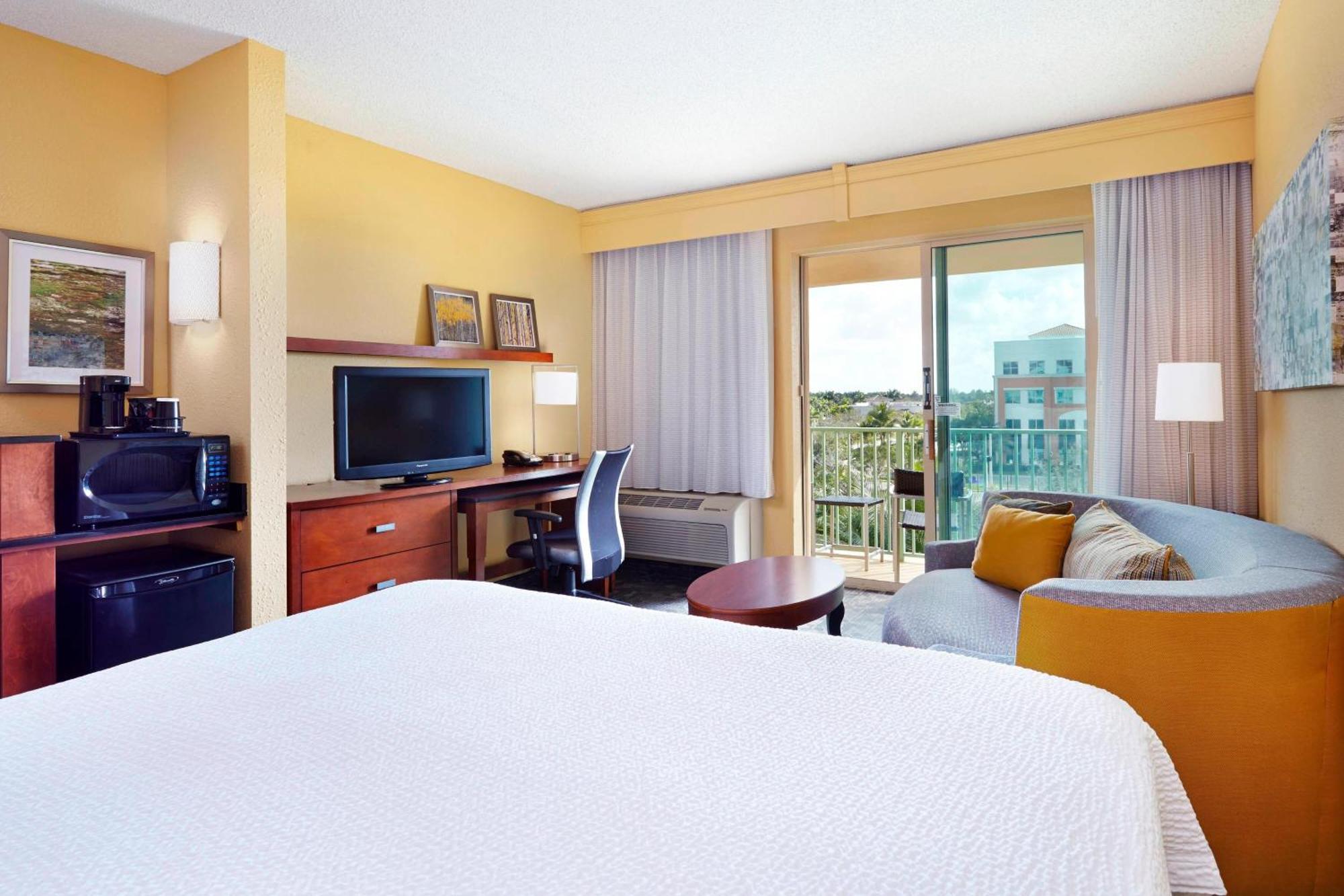 King Room with Balcony and Sofa Bed