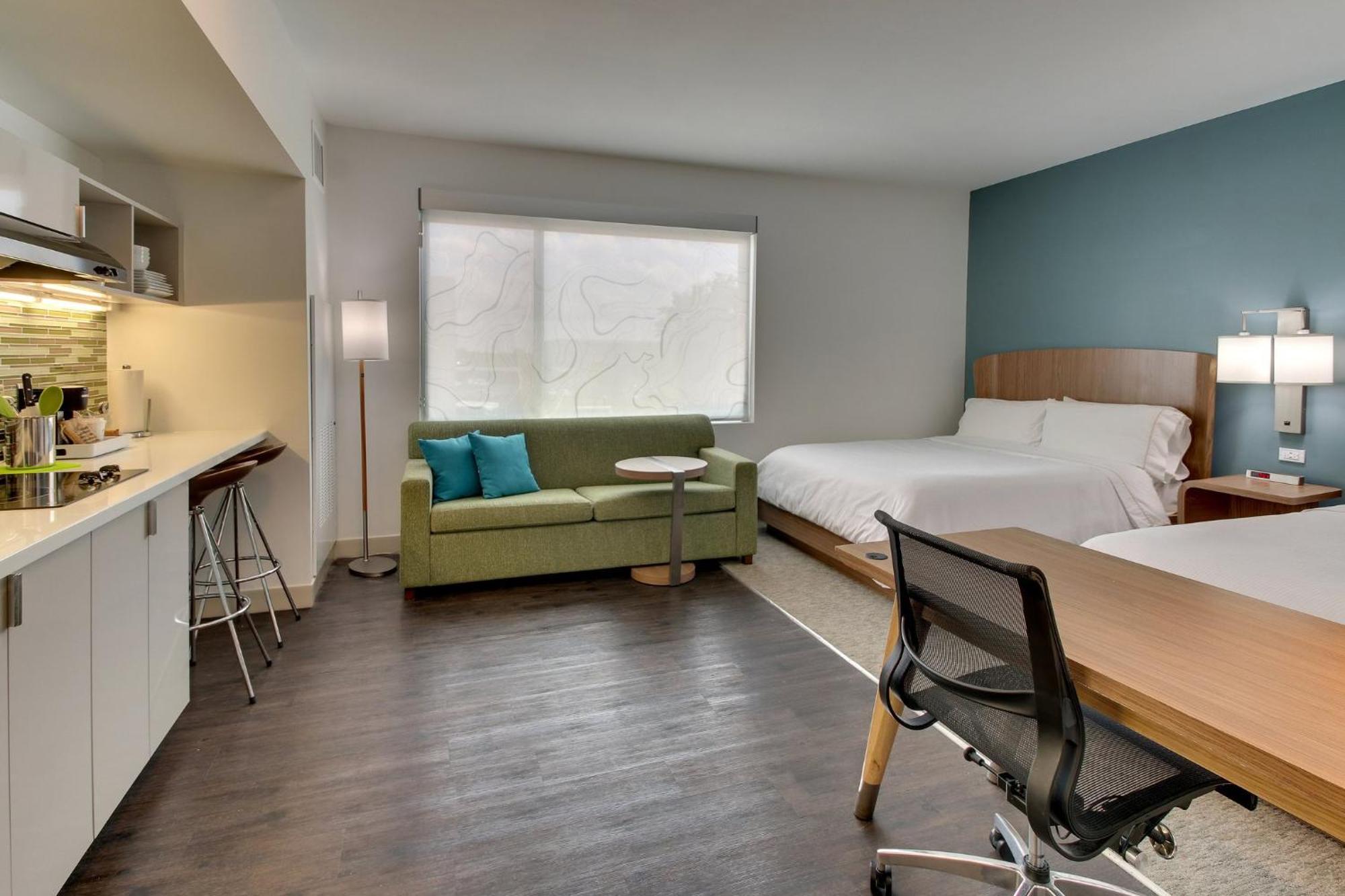 Studio Queen Room Two Queen Beds
