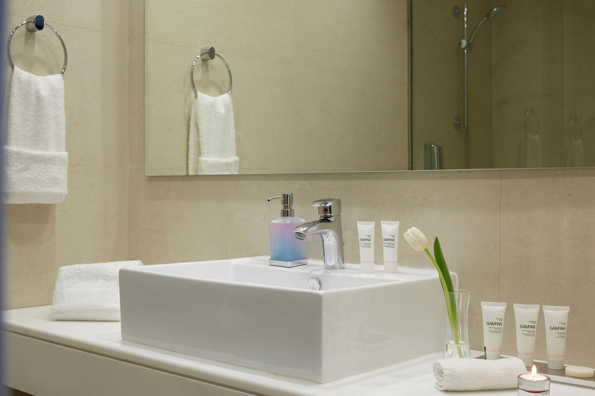 Executive Suite Panoramic View