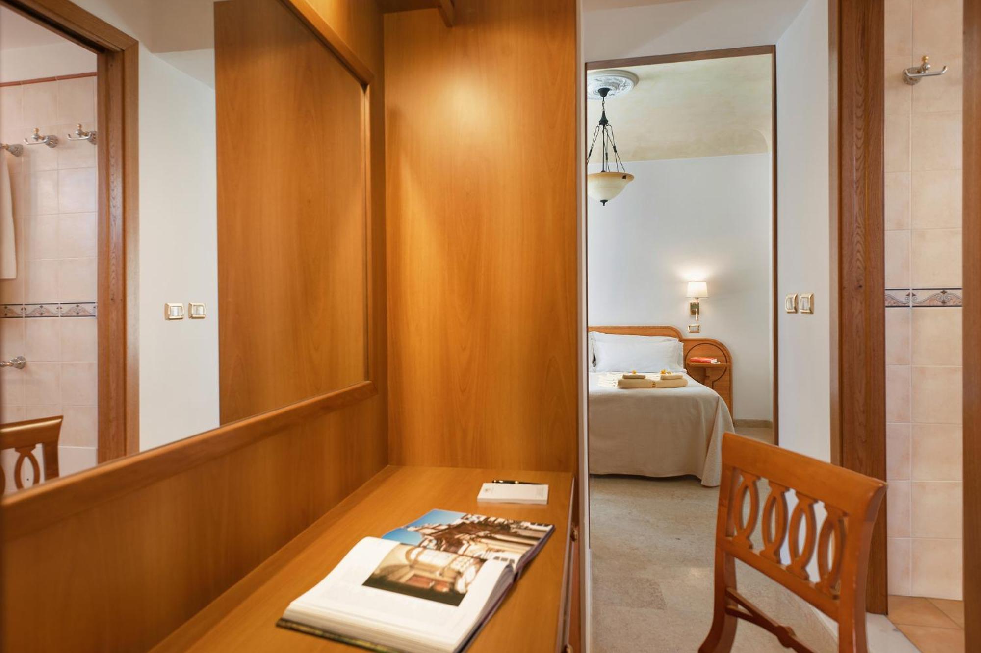 Classic Double Room - No Balcony