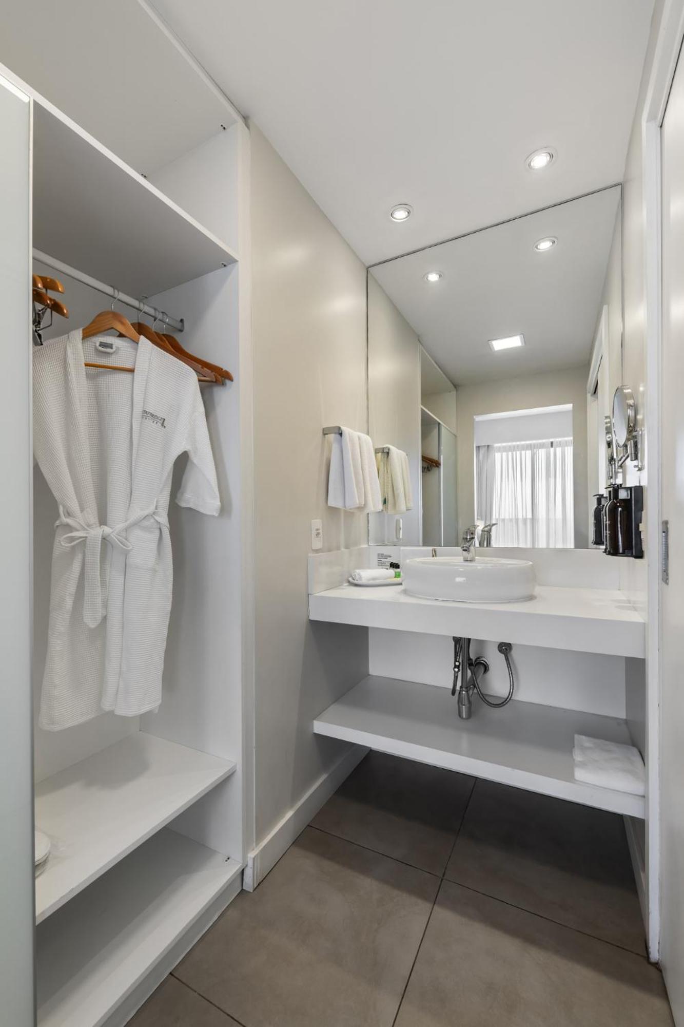 Studio Suite 2 Single Beds