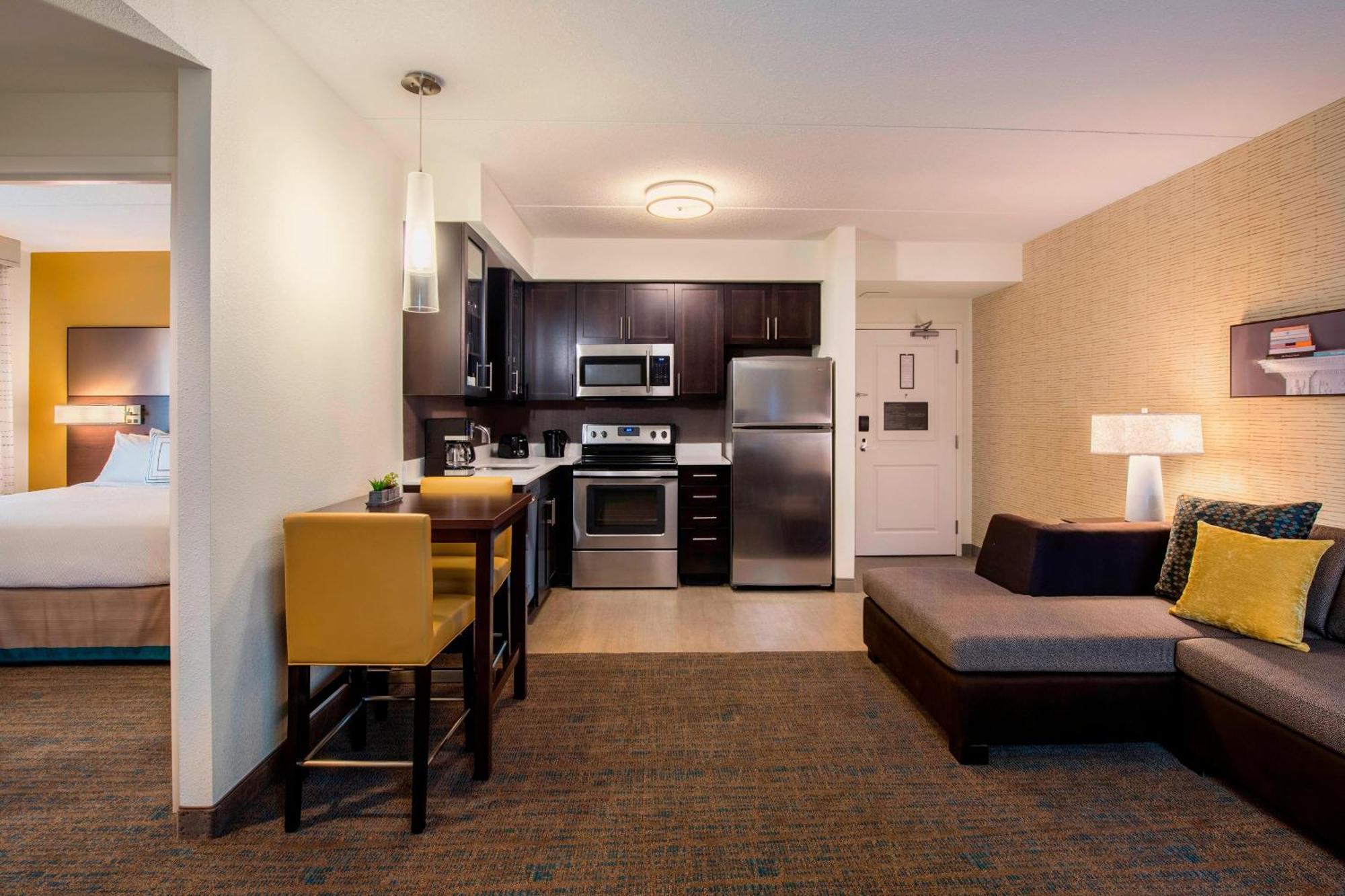 One-Bedroom Suite