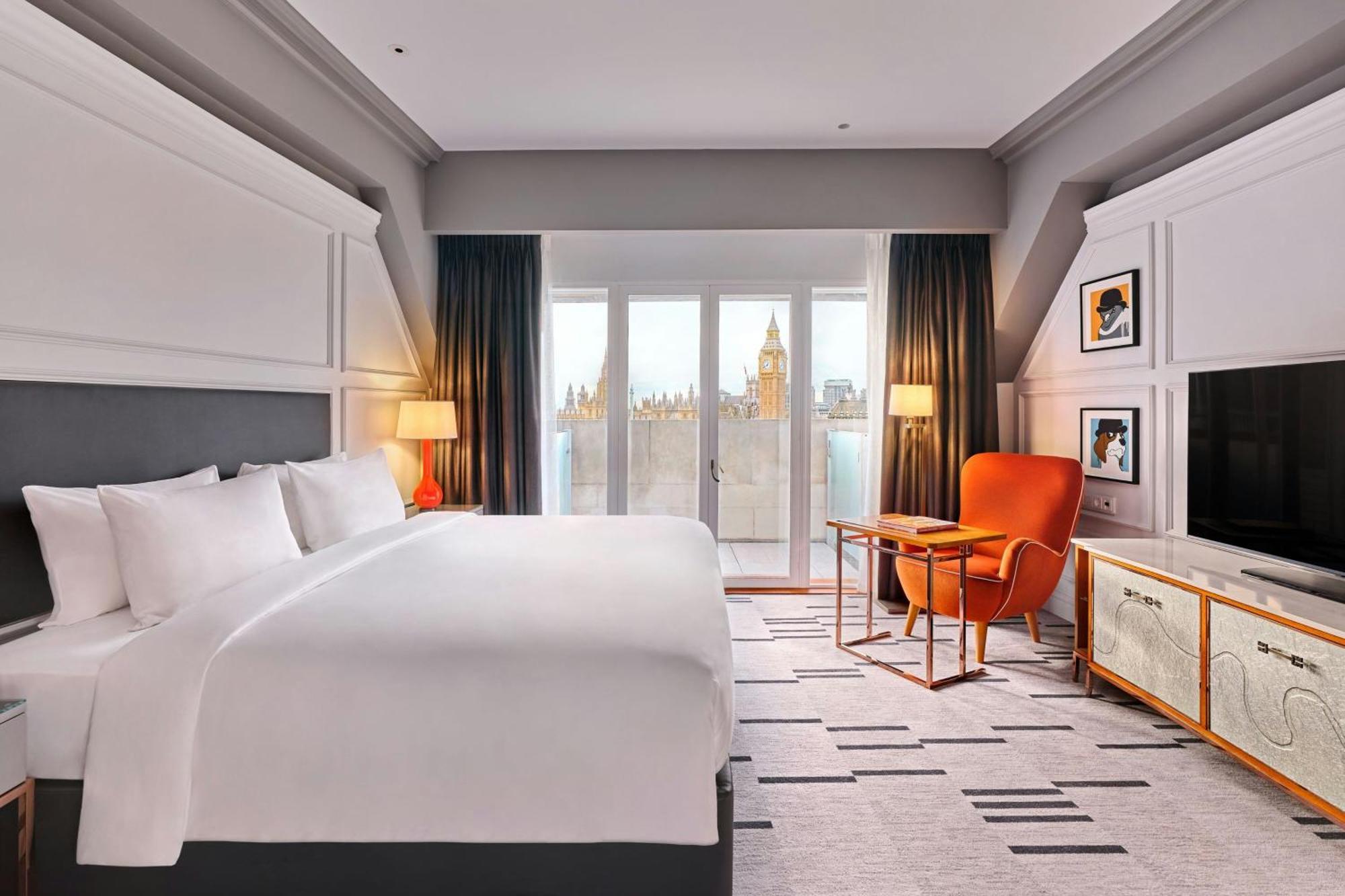 King Room Balcony River Thames View,1641726317:JPEG