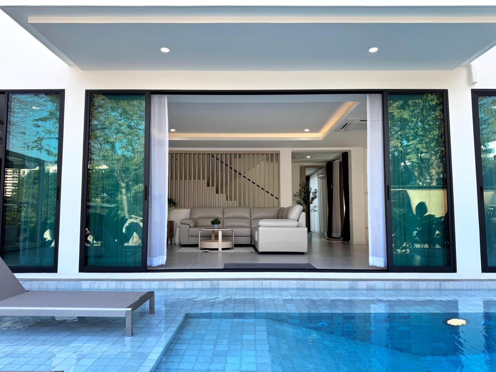 Four-Bedroom Holiday Home