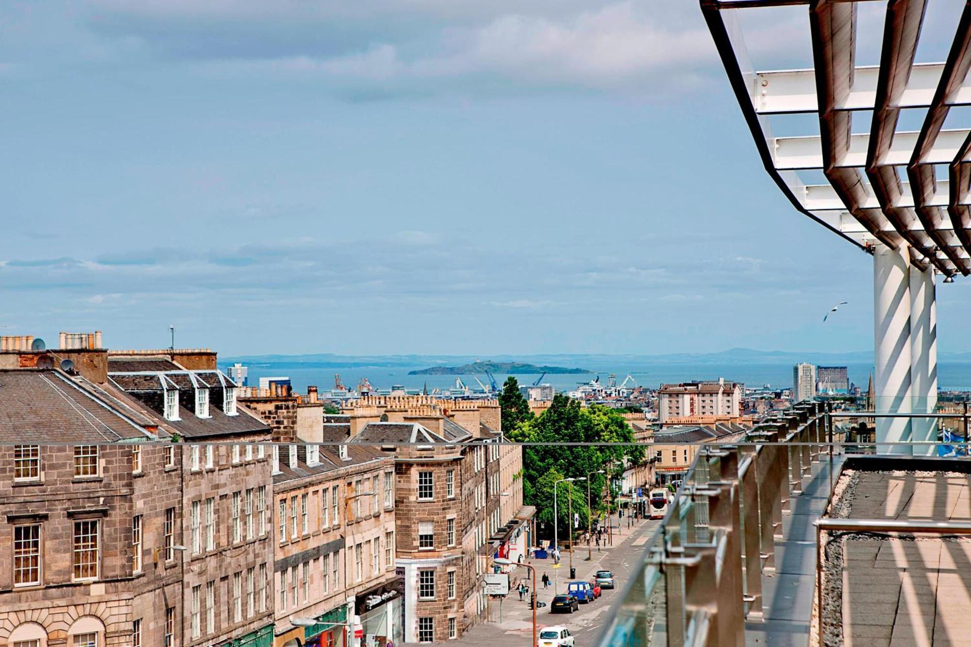 New Town Terrace Suite, Studio Suite, 1 King, New Town view