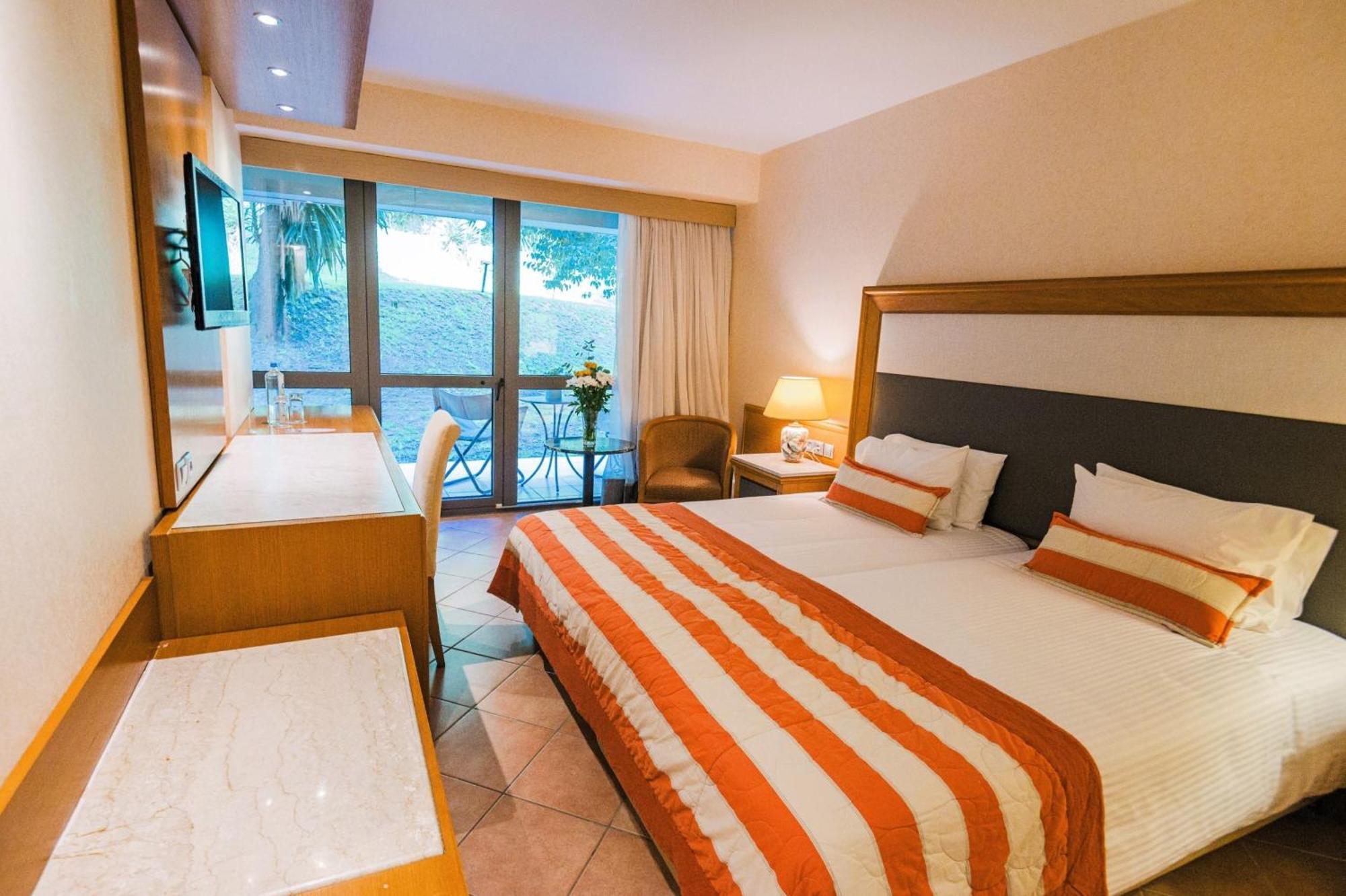 Superior Room Direct Garden Access