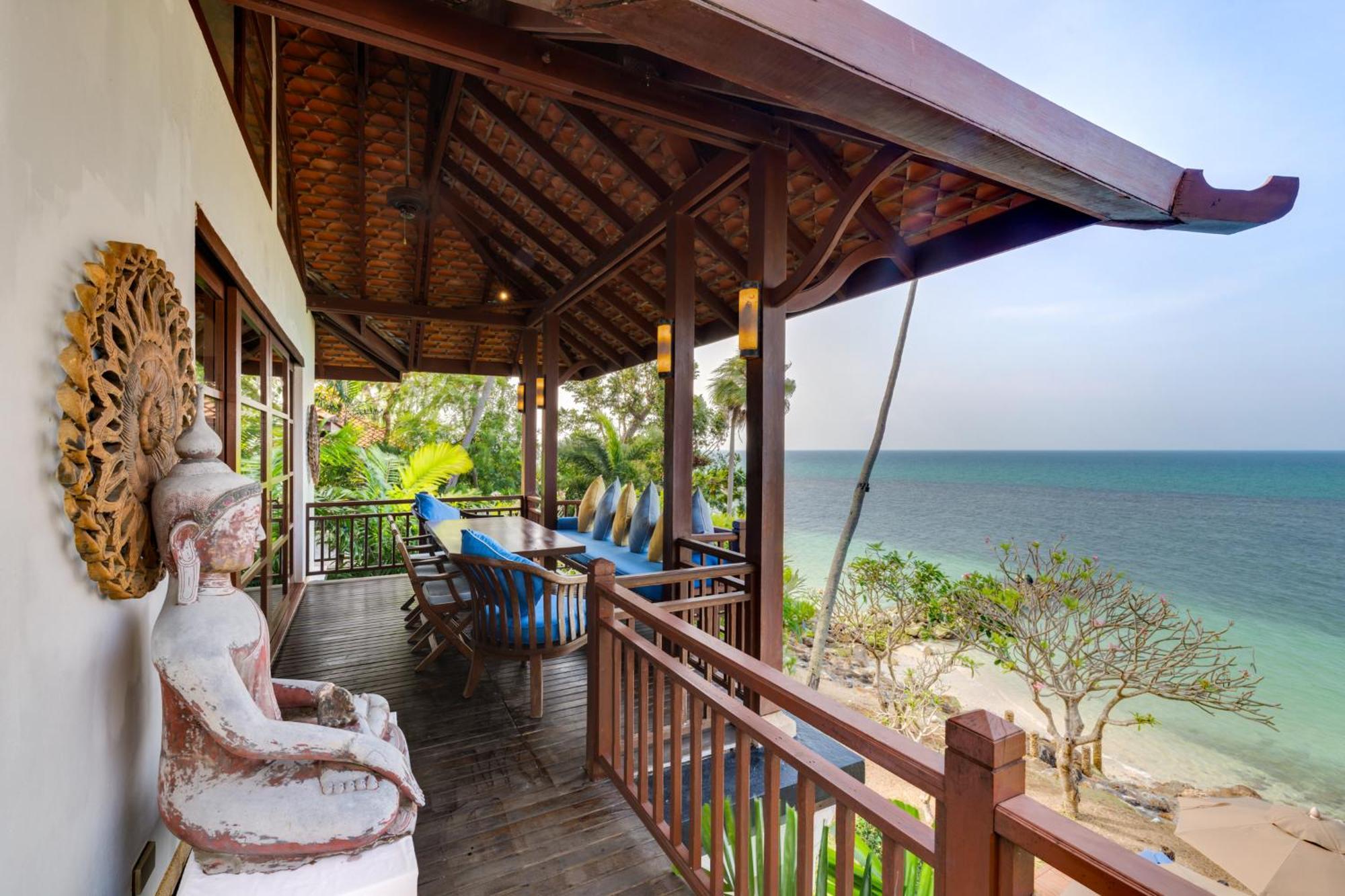 Four Bedroom Oceanfront Pool Residence,1643760825:JPEG