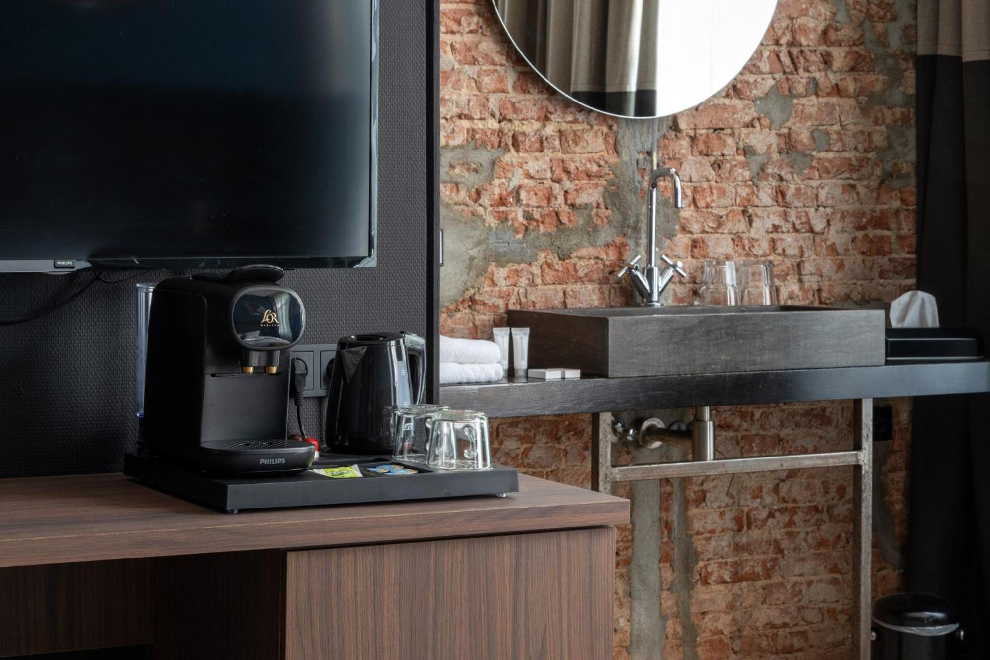 Superior Double Room Air Conditioning