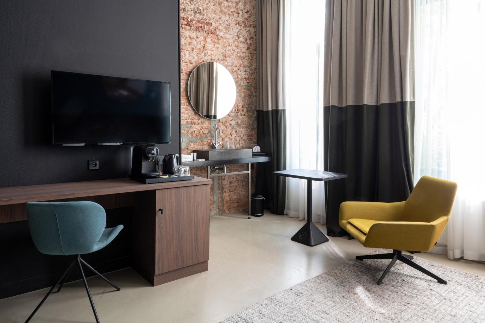 Superior Double Room Air Conditioning