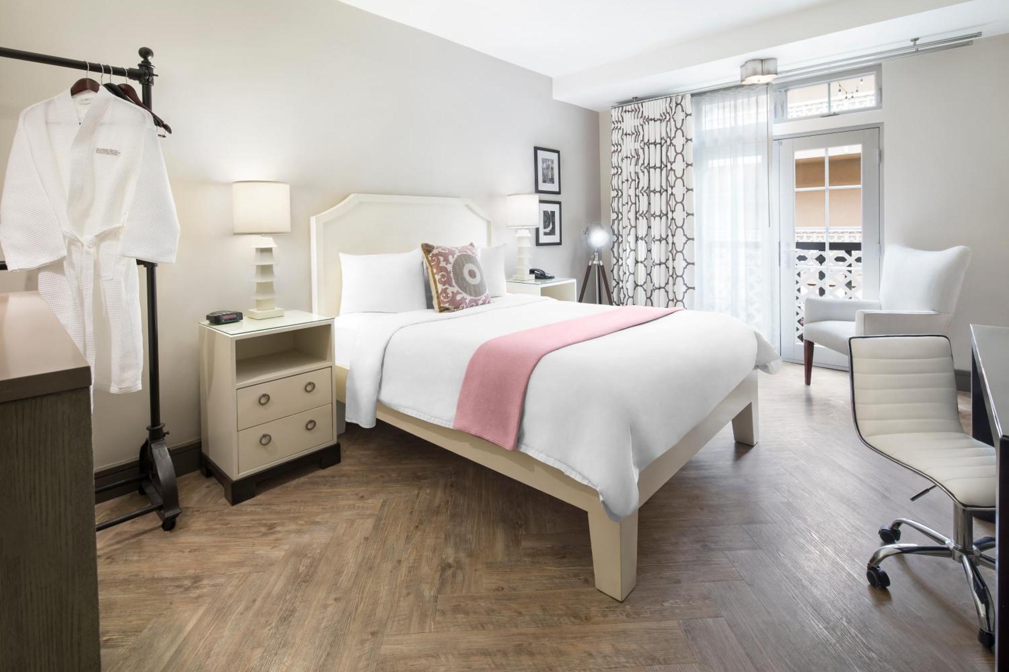 Quarto Standard com Cama Queen-size