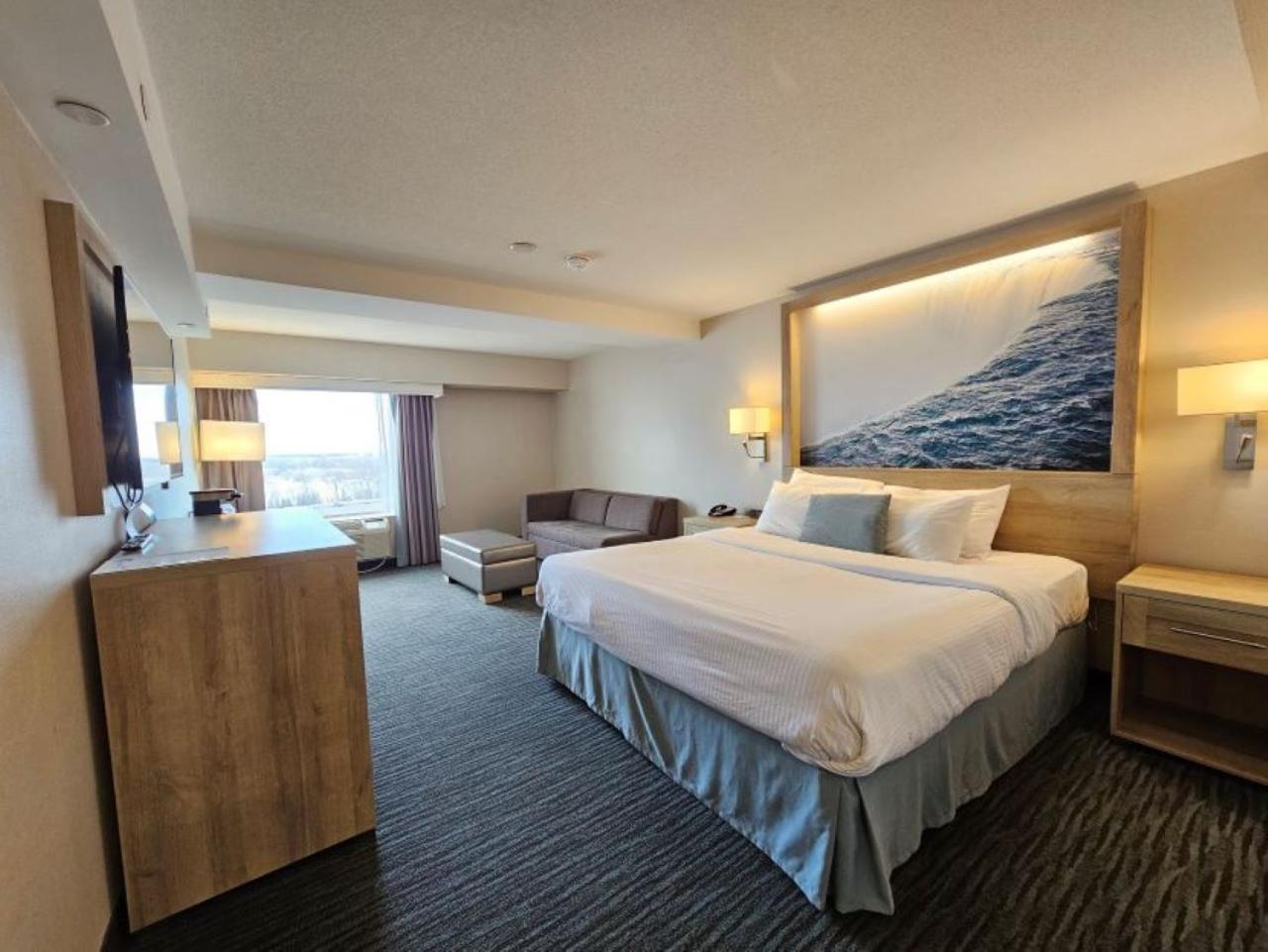 Riverview Premium Guest room 1 King Bed & Sofa Bed,1656176754:JPEG