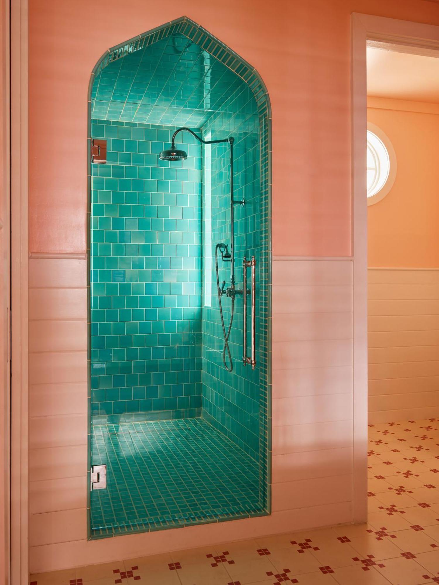 One bedroom oceanfront cottage
