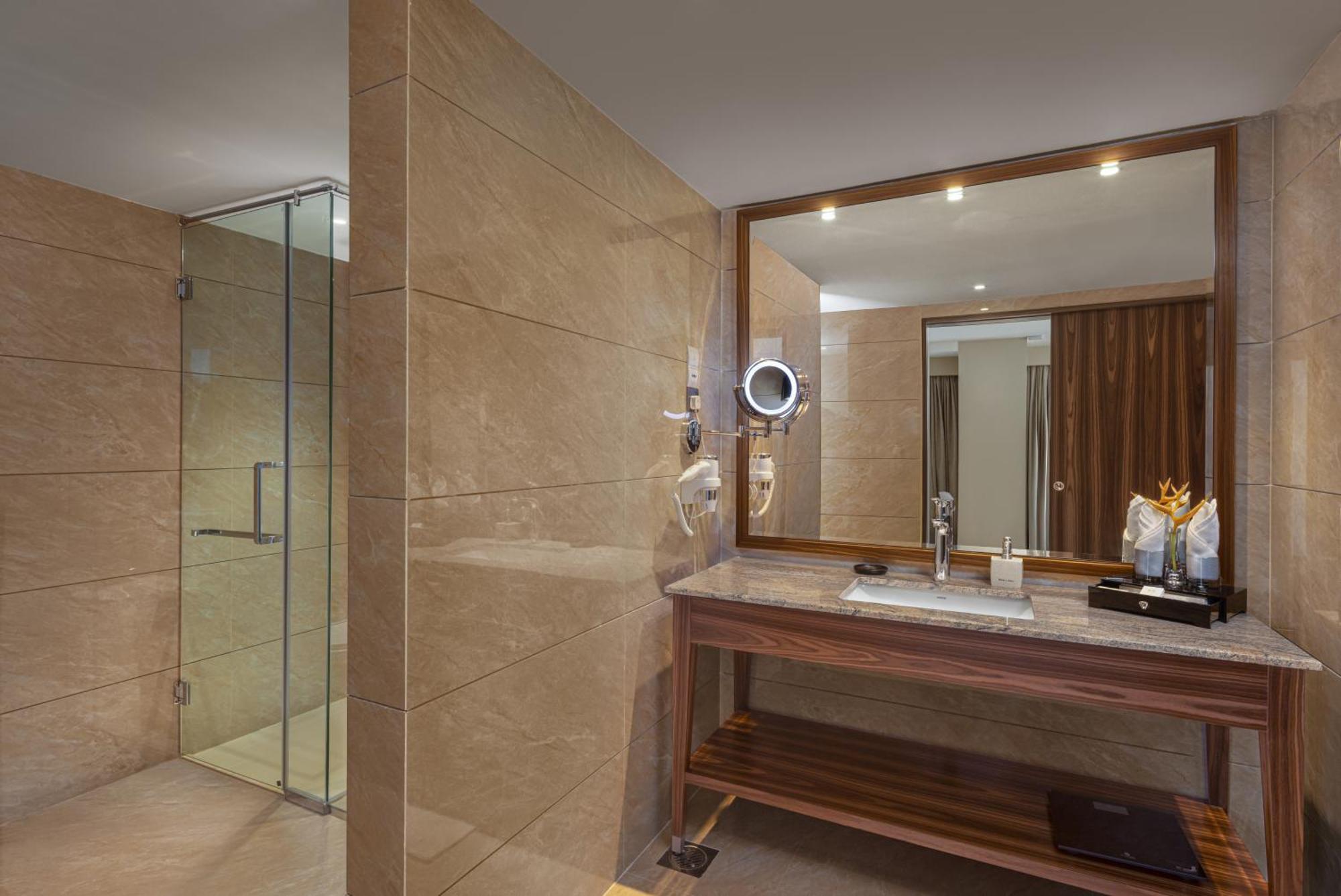 Premium Family Room