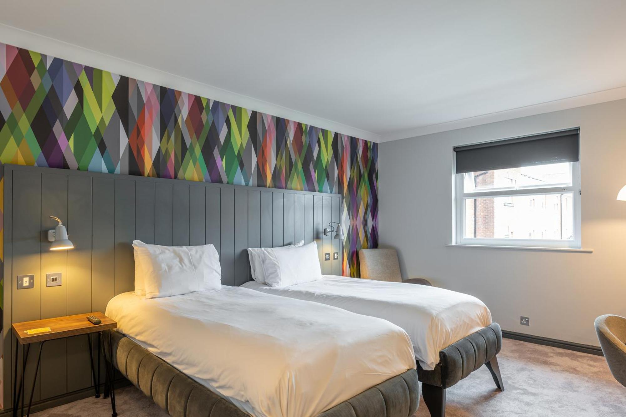 Twin Room,1649878552:JPEG