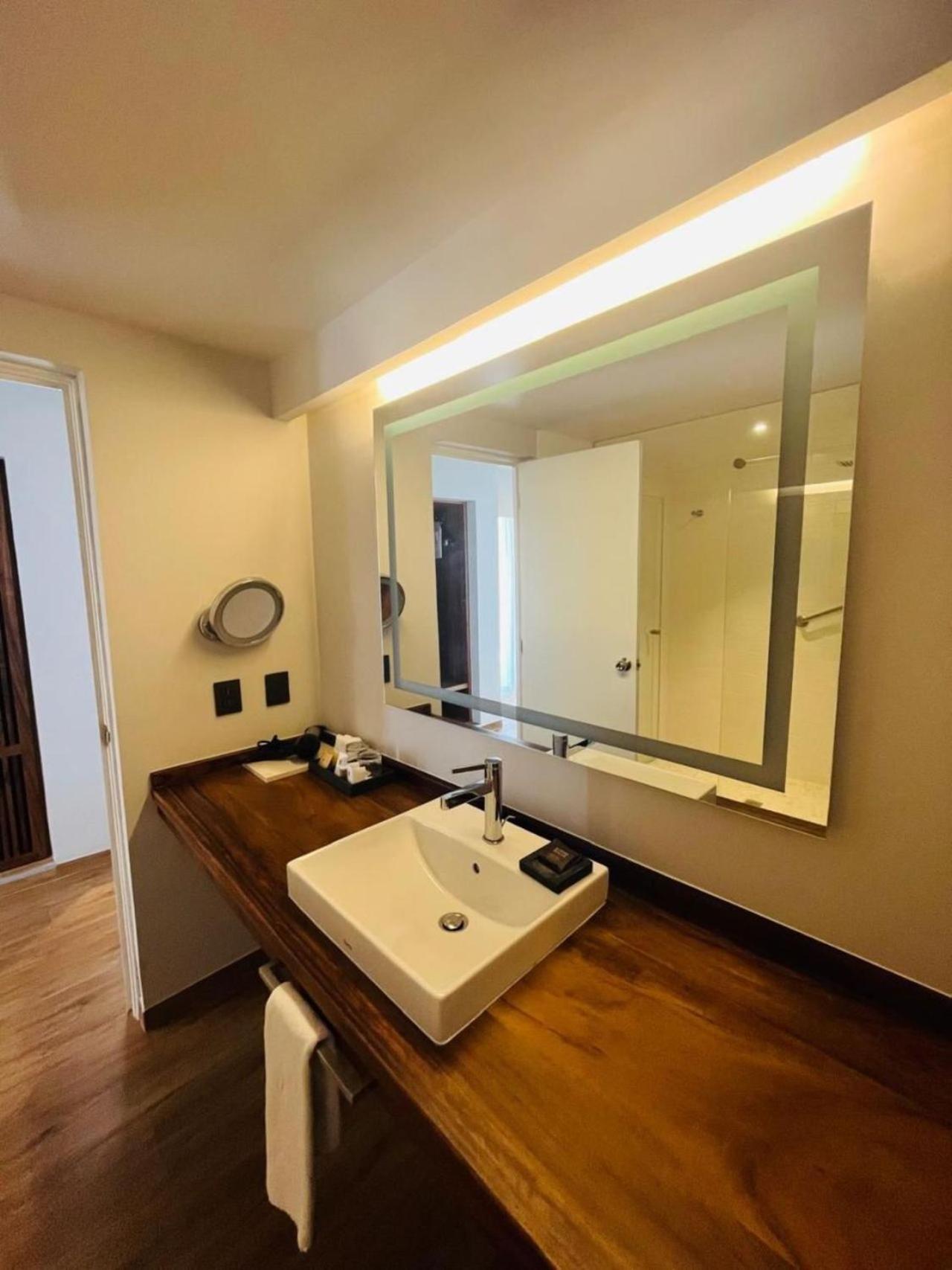 Junior Suite,1654253789:JPEG