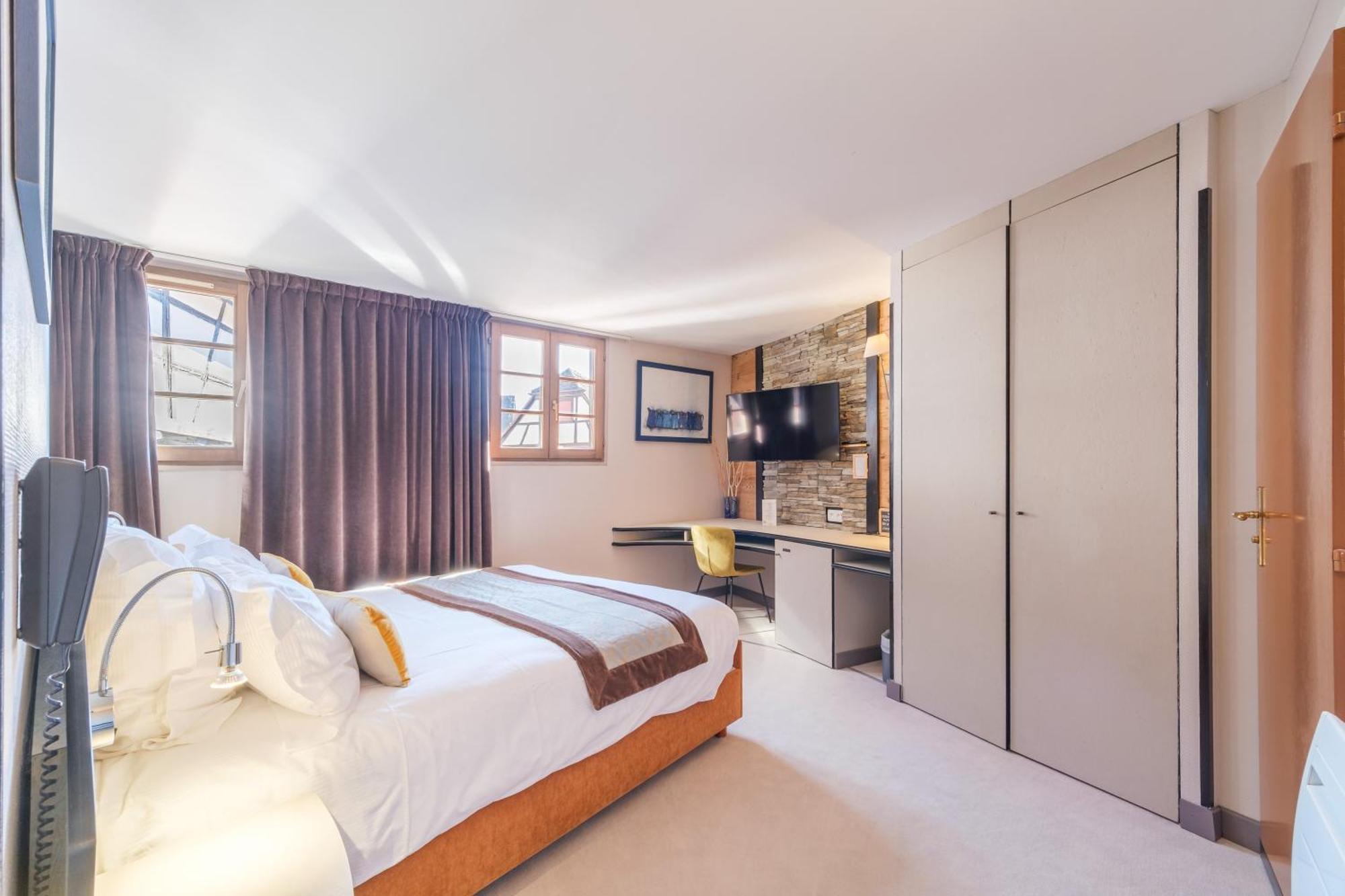 Standard Double Room,1656186662:JPEG