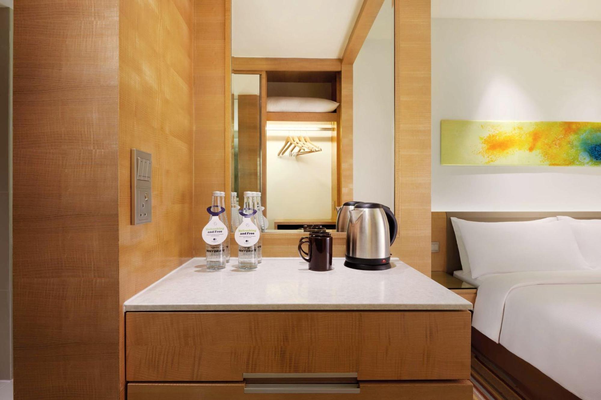 Deluxe King Room - High Floor