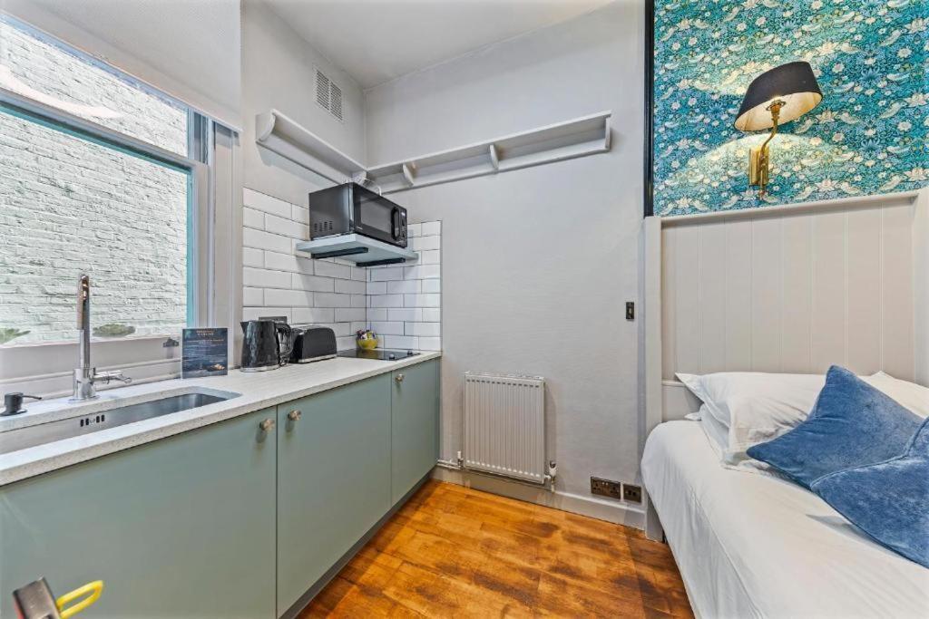 Small Single Room