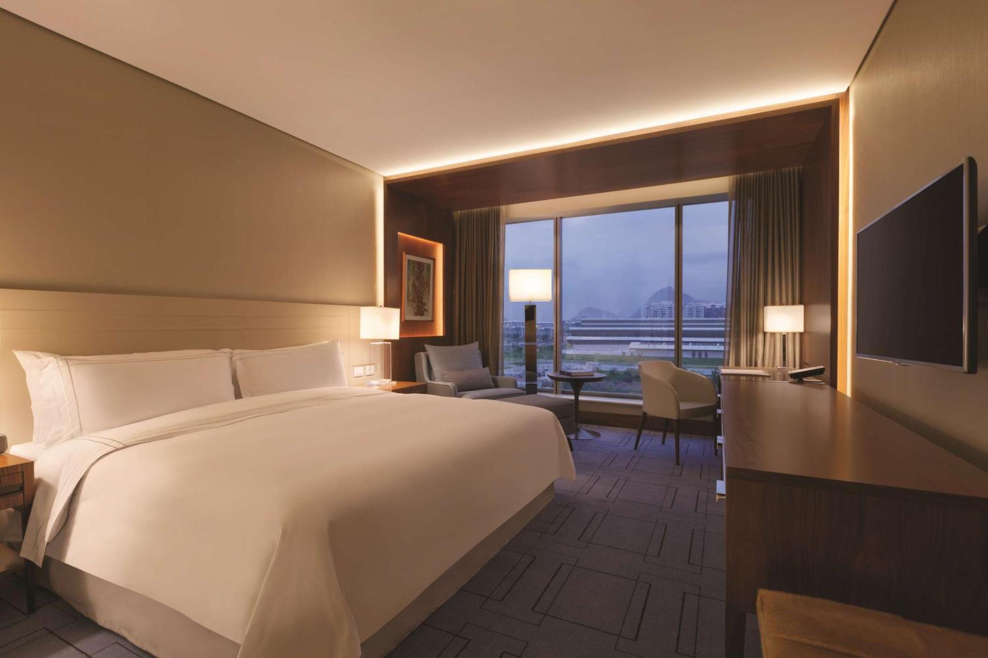 King Room - Mobility/Hearing Accessible