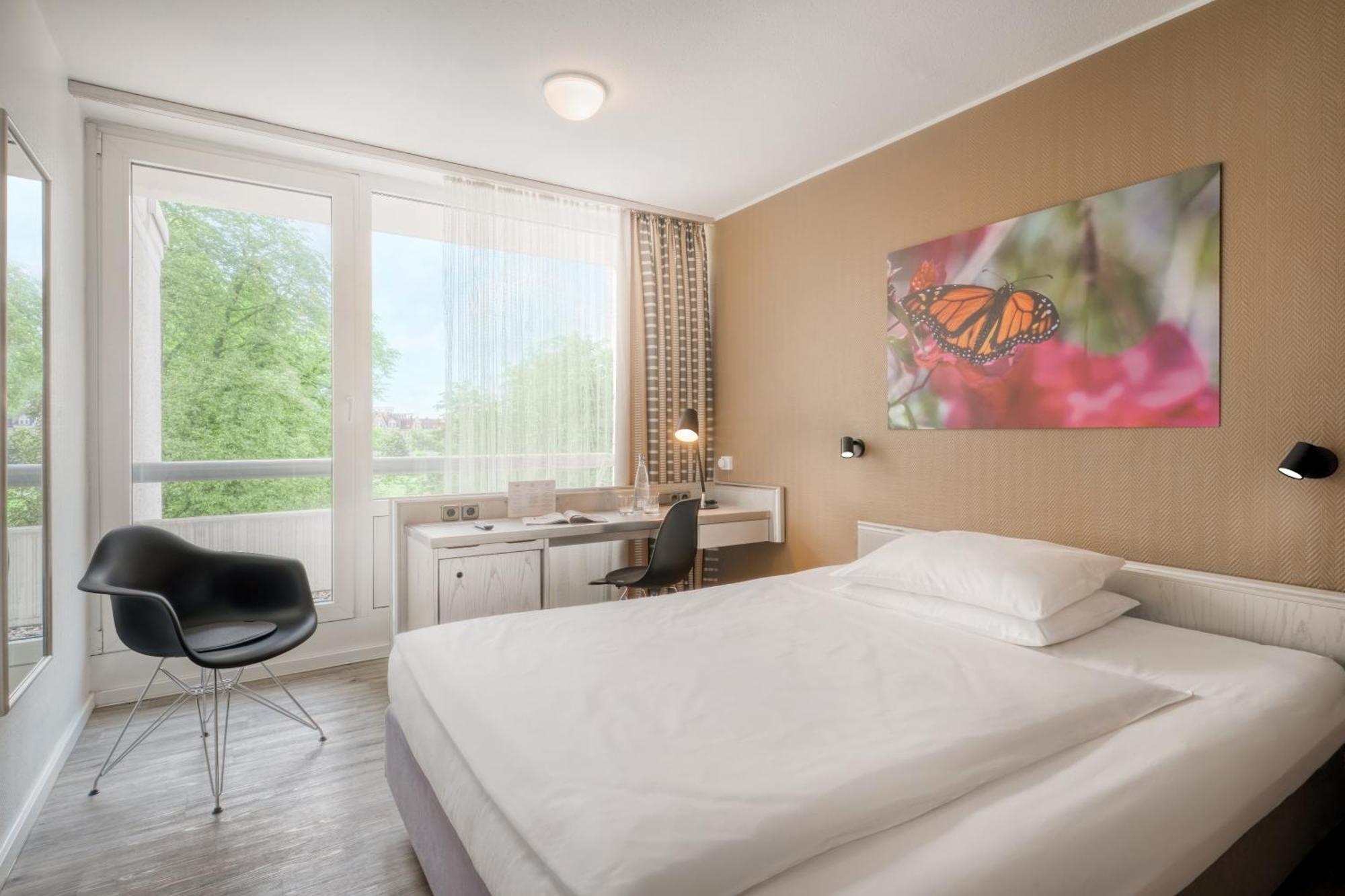 Standard Queen Room,1659456373:JPEG