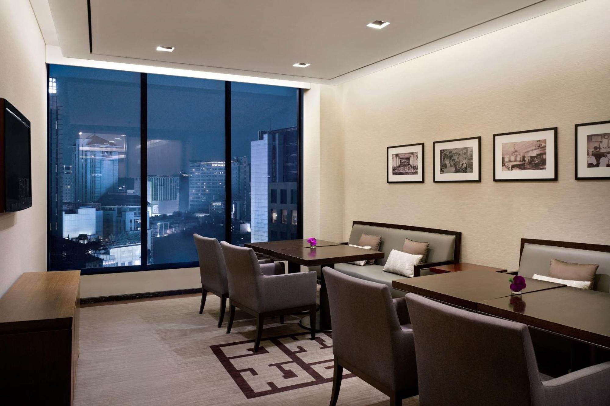Executive 2Beds Room