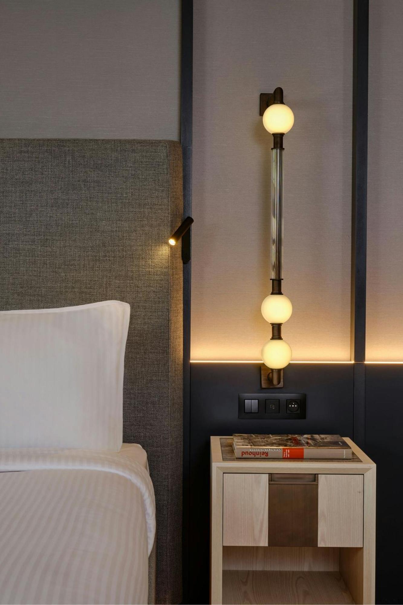 Executive Room 1 King,1661632219:JPEG