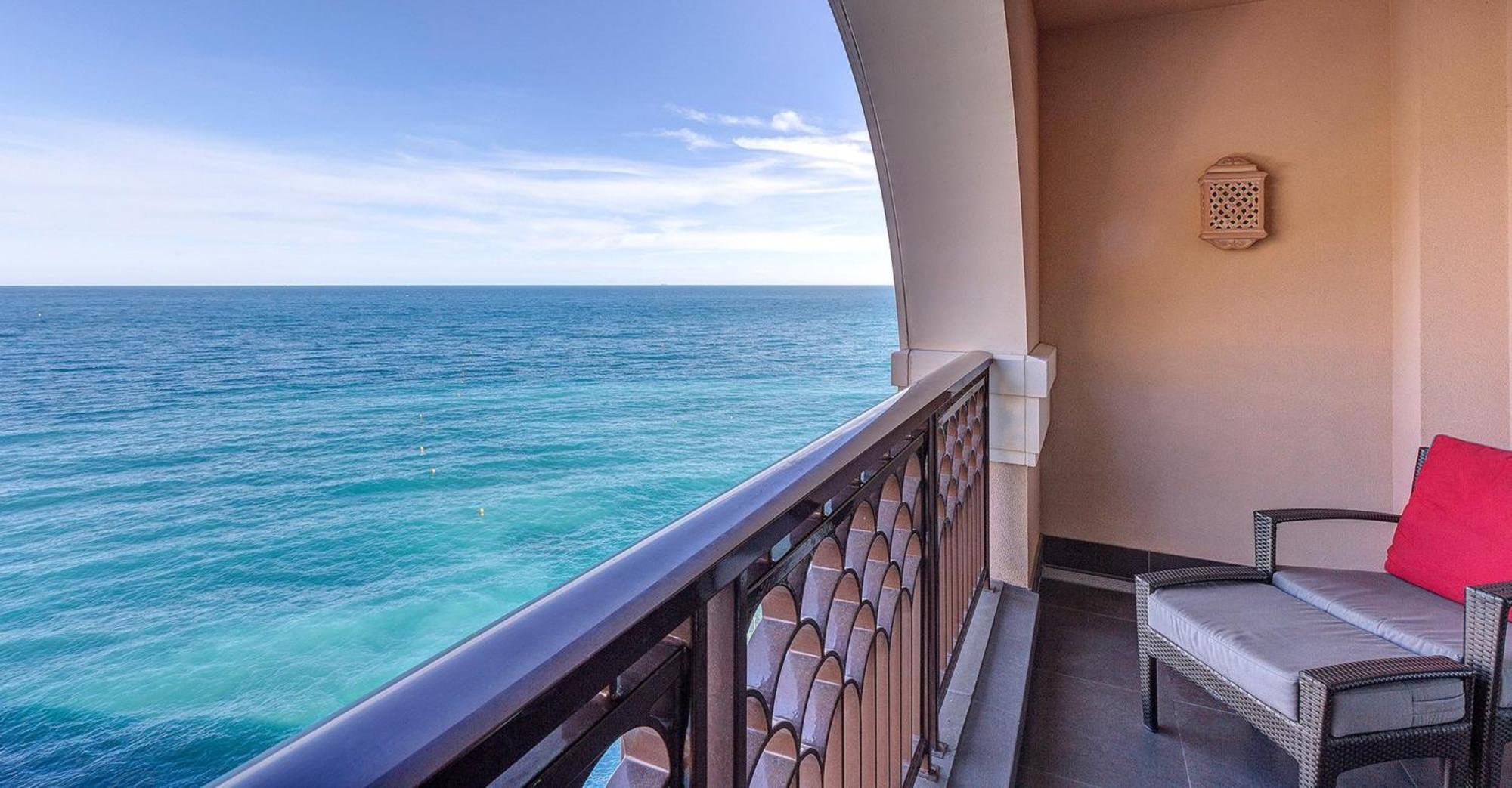 Quarto Exclusivo com Vista do Mar