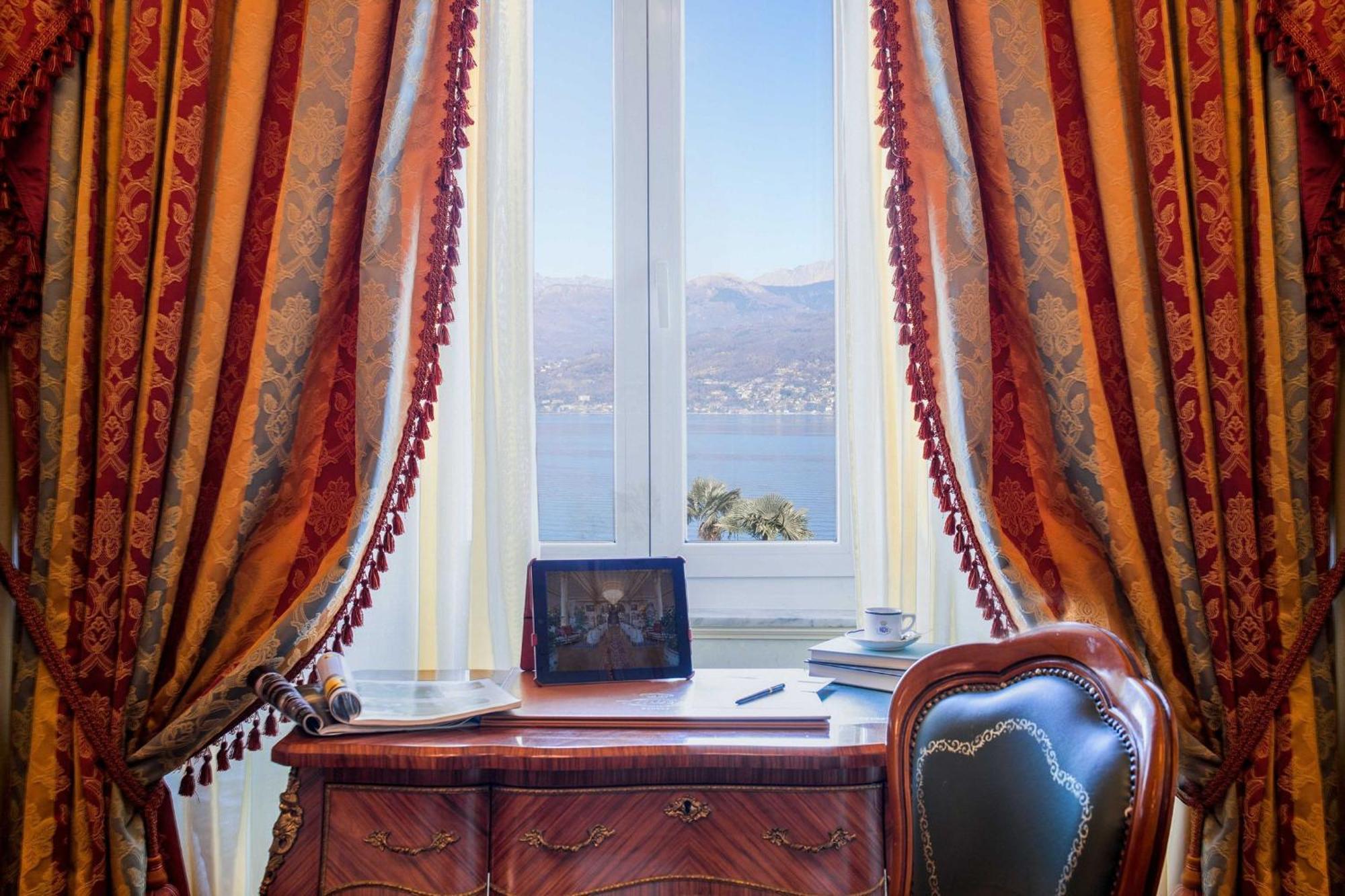 Suite with Lake View