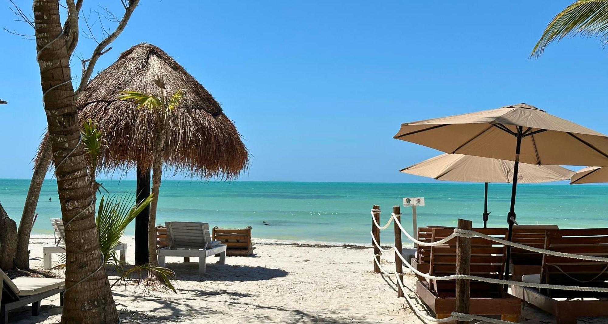 Villa - Beach Front